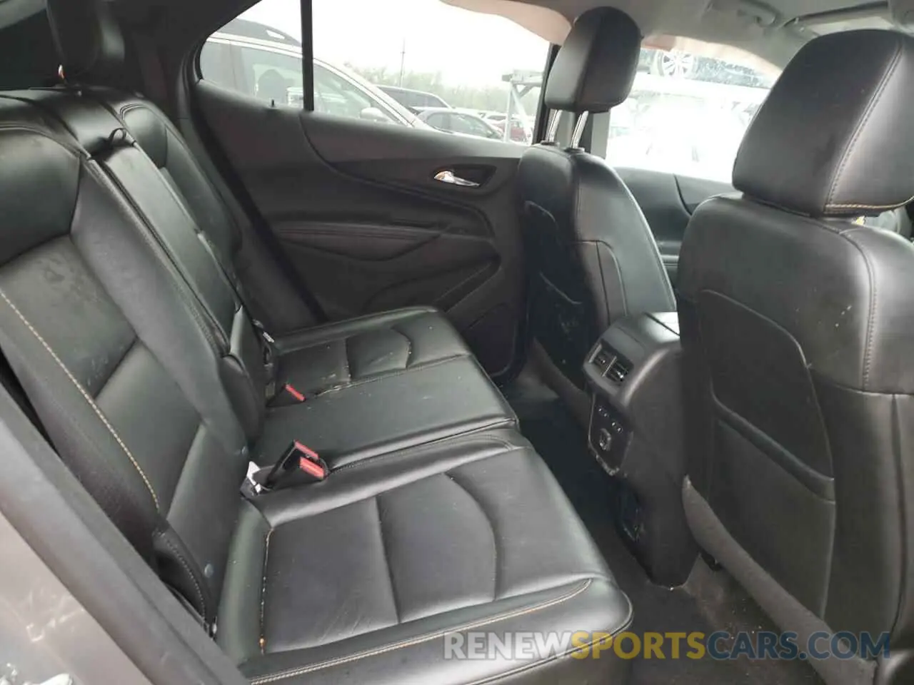 11 Photograph of a damaged car 3GNAXNEV2KS543824 CHEVROLET EQUINOX 2019