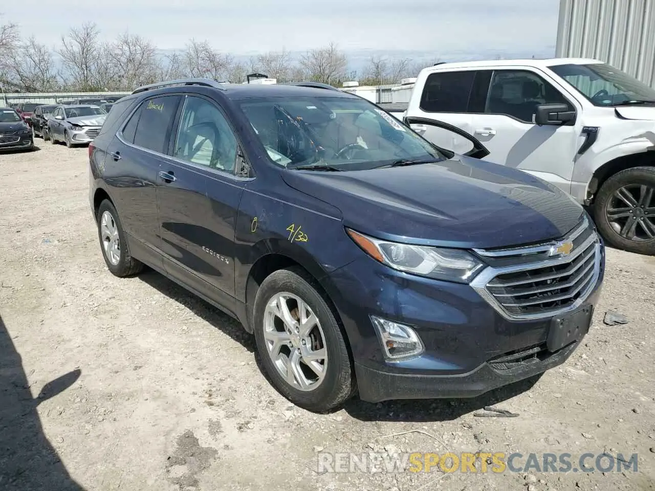 4 Photograph of a damaged car 3GNAXNEV6KS511085 CHEVROLET EQUINOX 2019