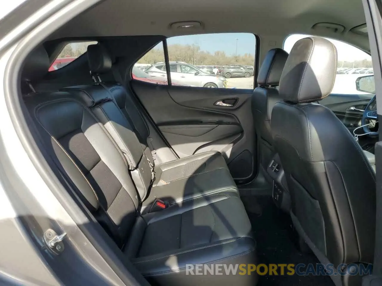 11 Photograph of a damaged car 3GNAXNEV7KS548940 CHEVROLET EQUINOX 2019