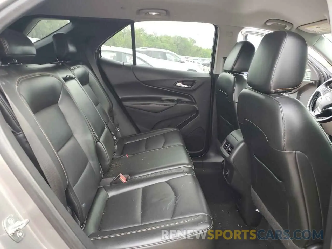 11 Photograph of a damaged car 3GNAXNEV8KS561549 CHEVROLET EQUINOX 2019