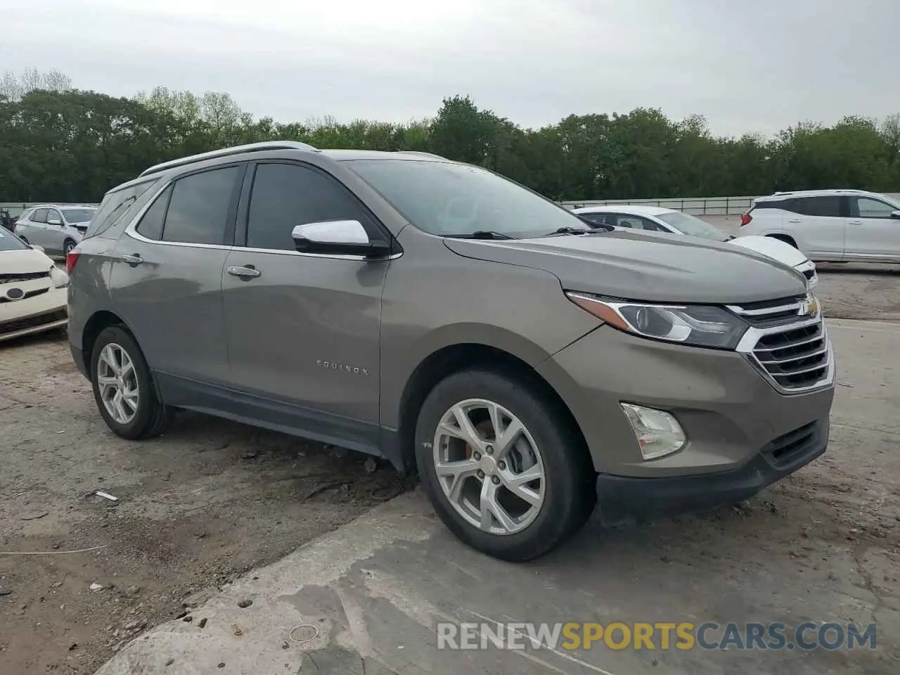 4 Photograph of a damaged car 3GNAXNEV8KS561549 CHEVROLET EQUINOX 2019