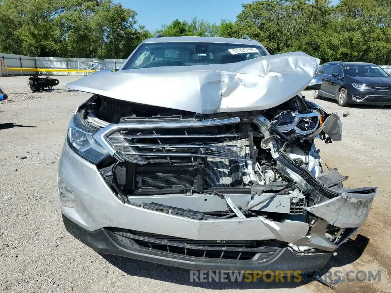 5 Photograph of a damaged car 3GNAXNEV9KS566386 CHEVROLET EQUINOX 2019