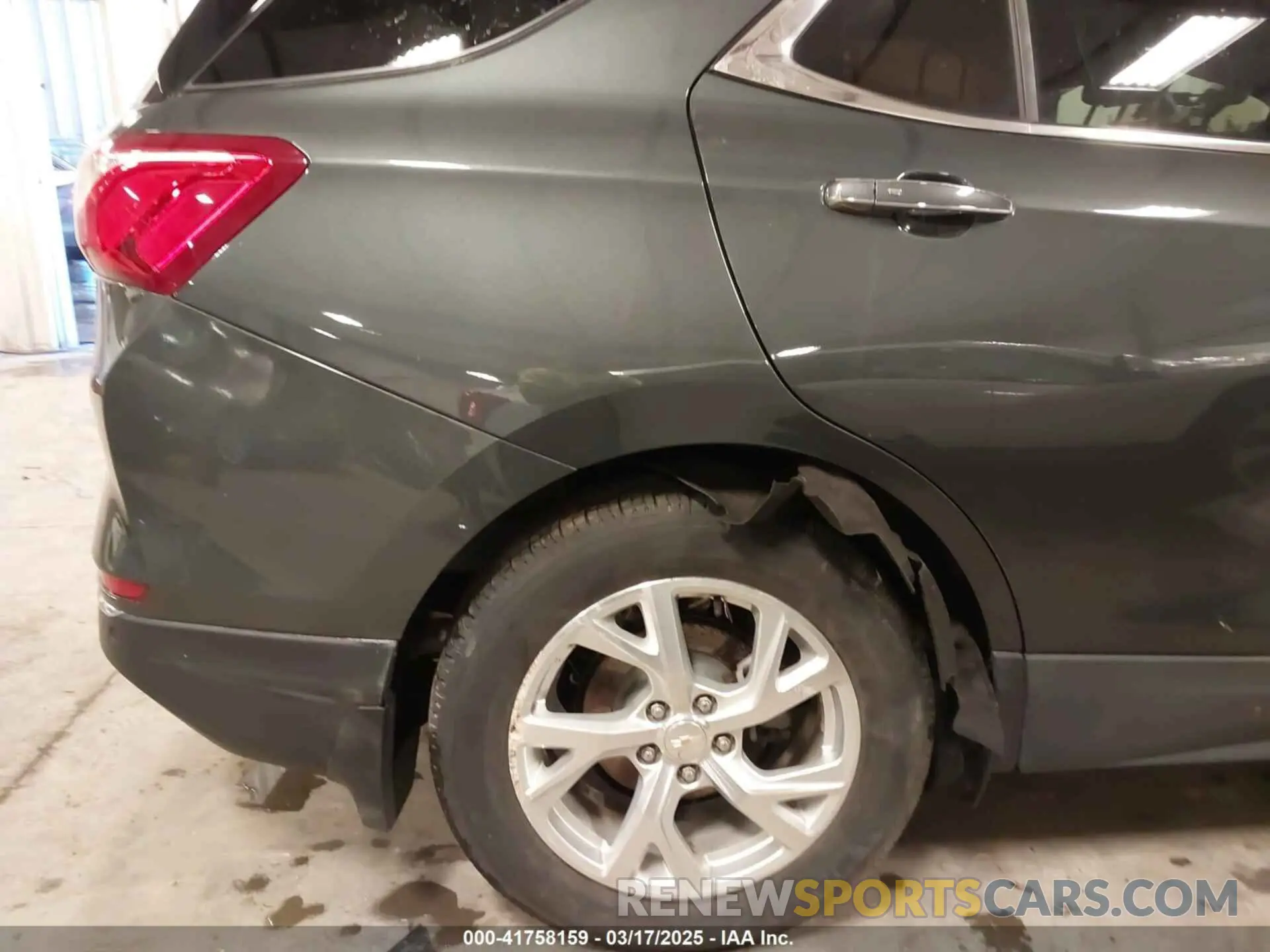 22 Photograph of a damaged car 3GNAXNEV9KS611651 CHEVROLET EQUINOX 2019