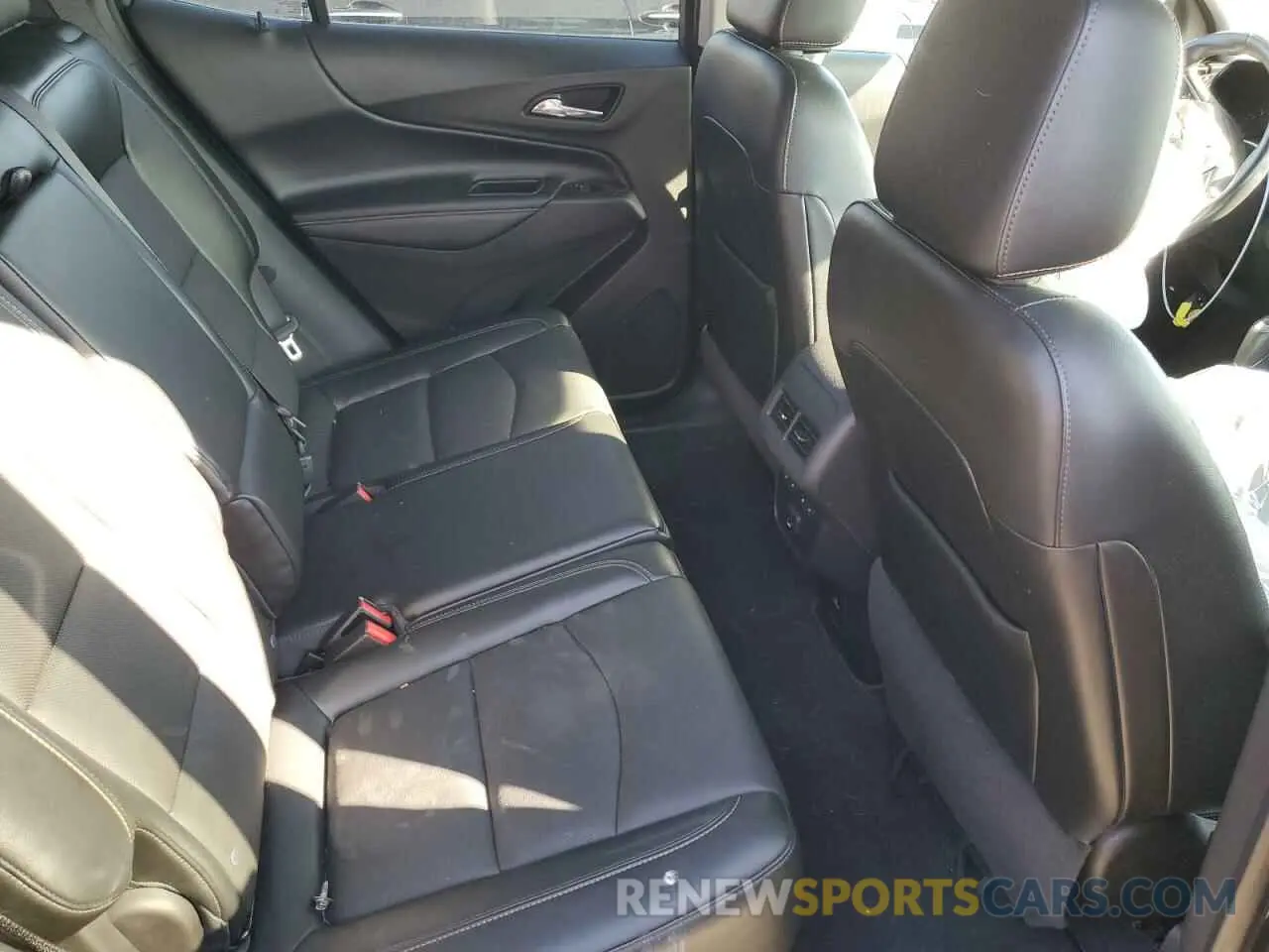 10 Photograph of a damaged car 3GNAXPEX0KL353608 CHEVROLET EQUINOX 2019
