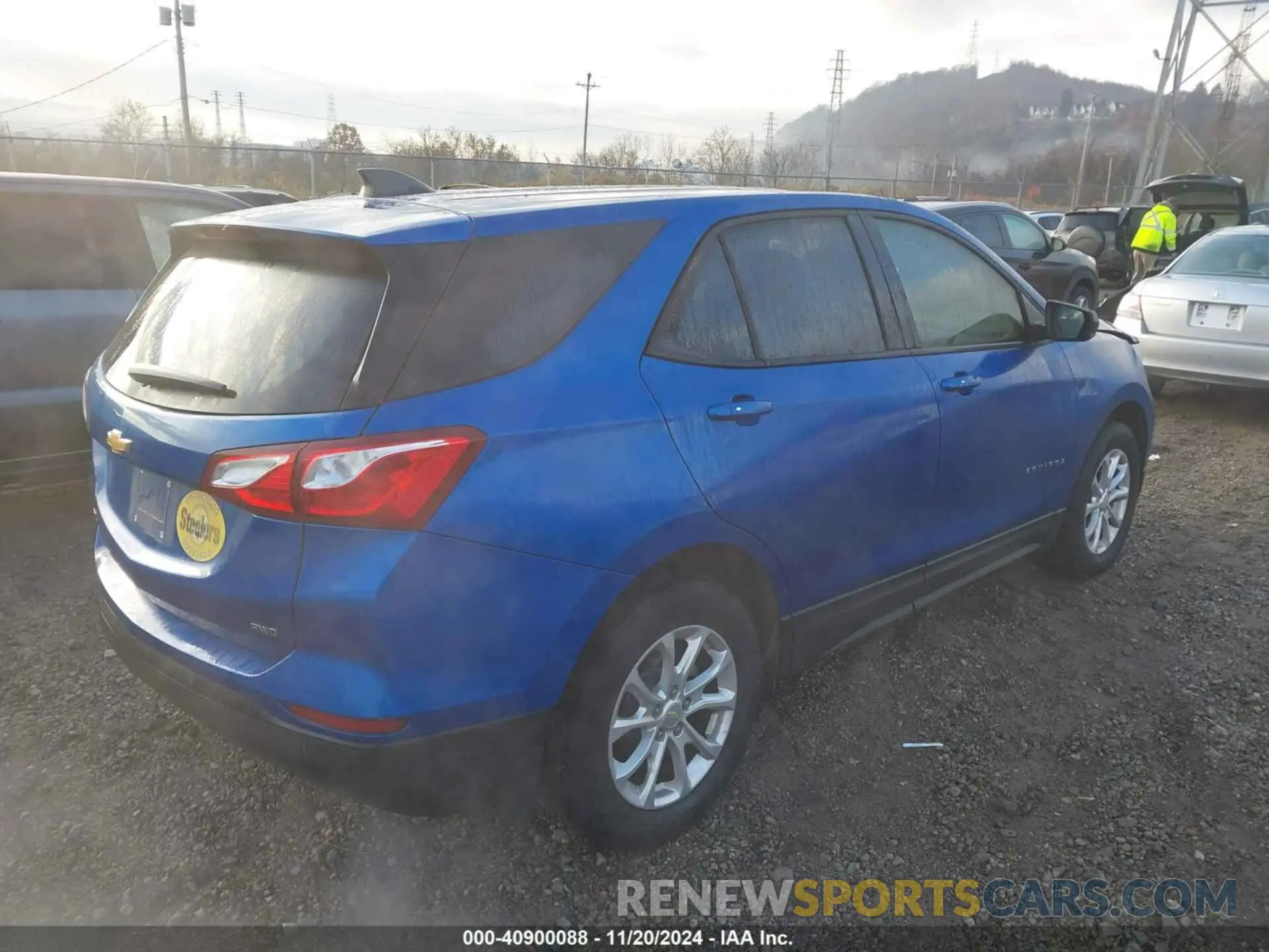 4 Photograph of a damaged car 3GNAXSEV1KS521666 CHEVROLET EQUINOX 2019