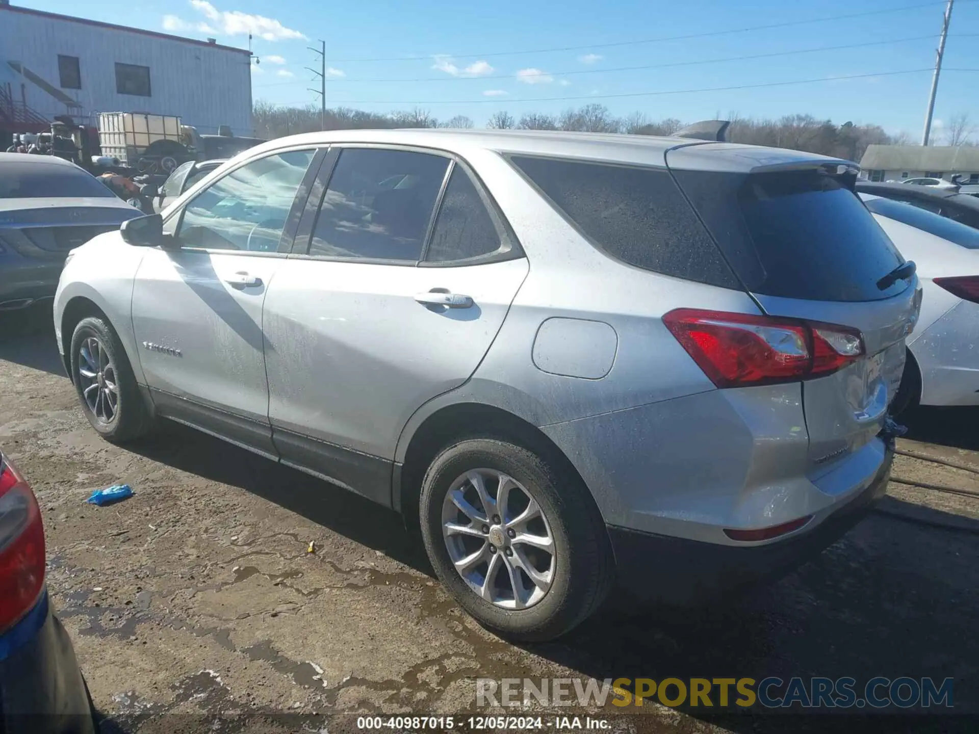 3 Photograph of a damaged car 3GNAXSEV1KS631133 CHEVROLET EQUINOX 2019