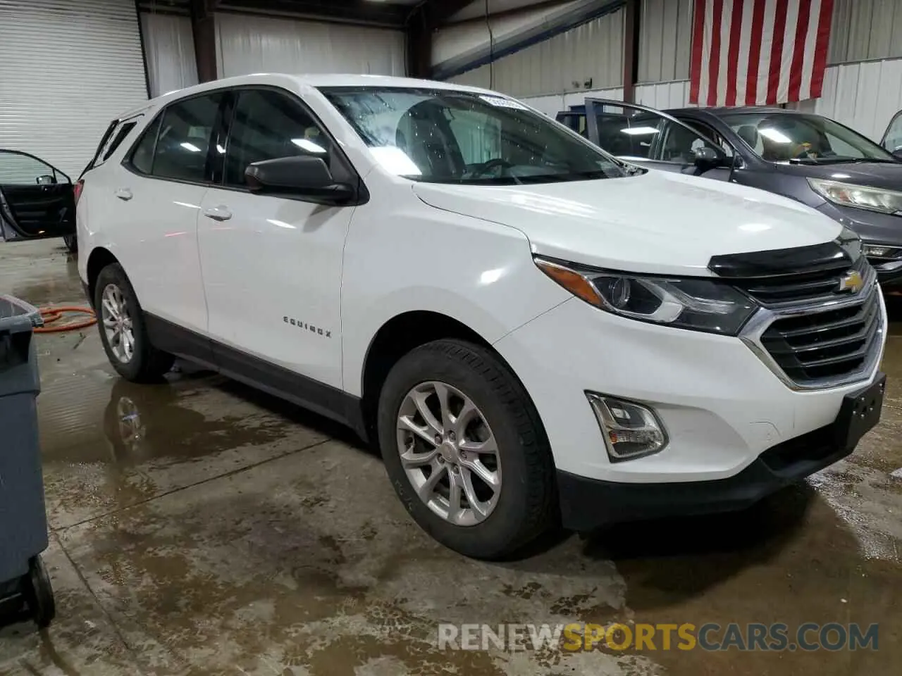 4 Photograph of a damaged car 3GNAXSEV2KS634929 CHEVROLET EQUINOX 2019