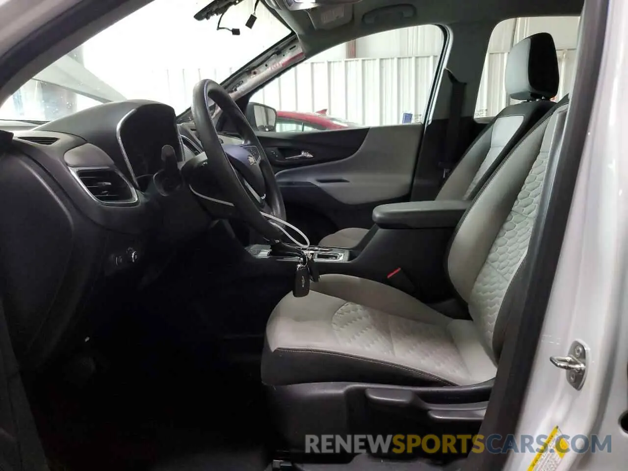 7 Photograph of a damaged car 3GNAXSEV2KS634929 CHEVROLET EQUINOX 2019