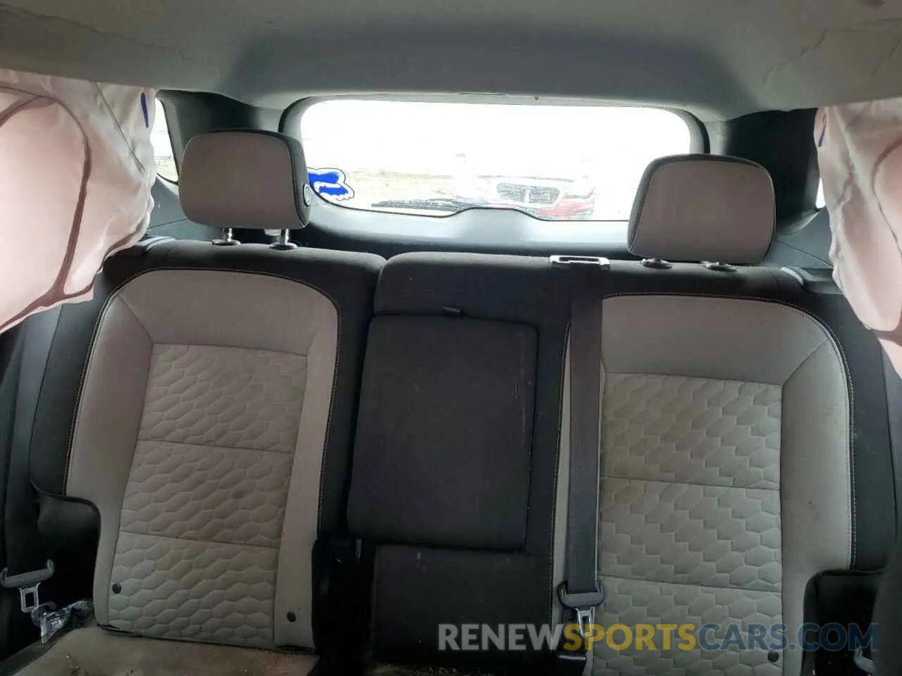 10 Photograph of a damaged car 3GNAXSEV3KL304565 CHEVROLET EQUINOX 2019