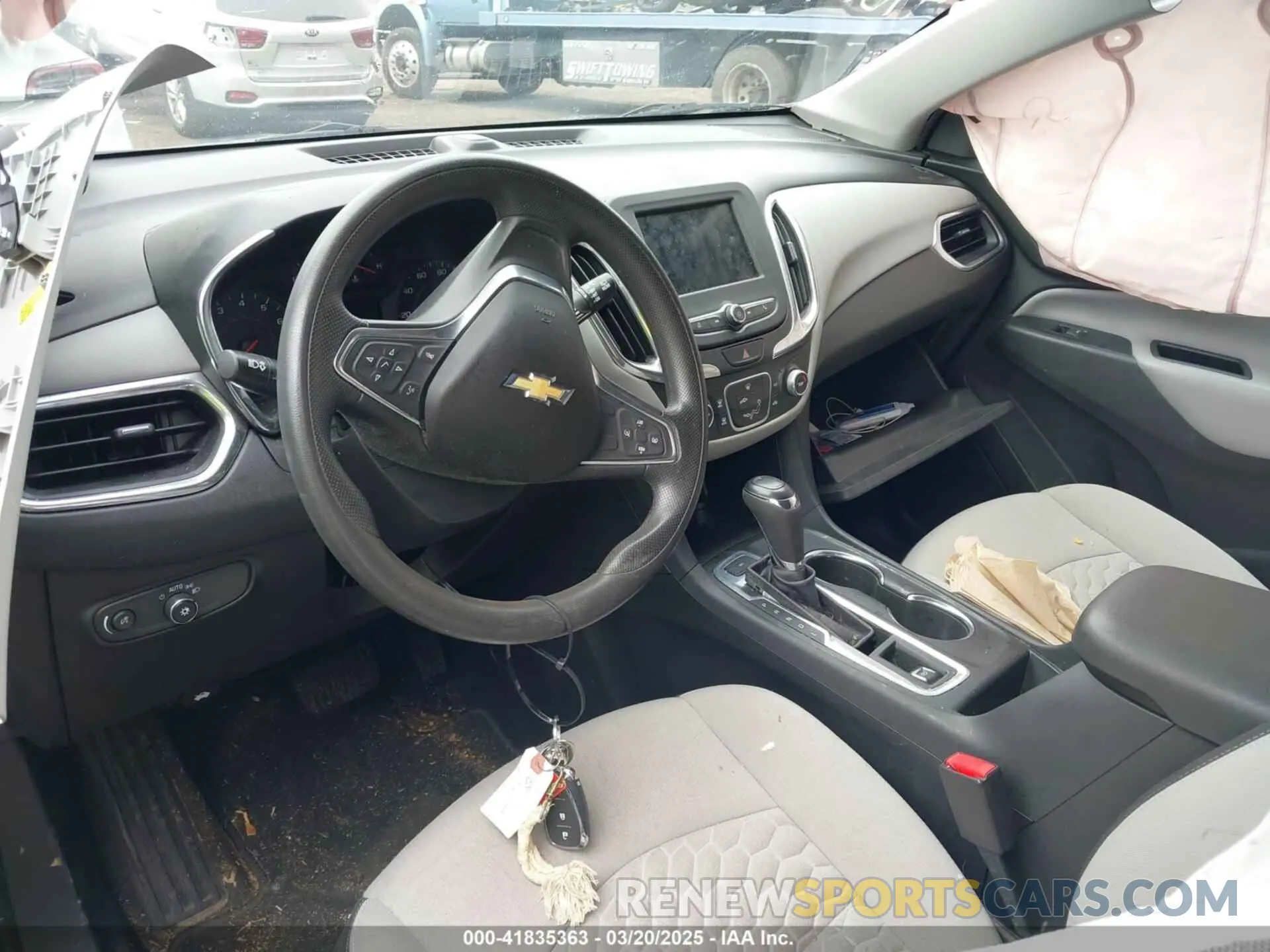 5 Photograph of a damaged car 3GNAXSEV3KS671956 CHEVROLET EQUINOX 2019