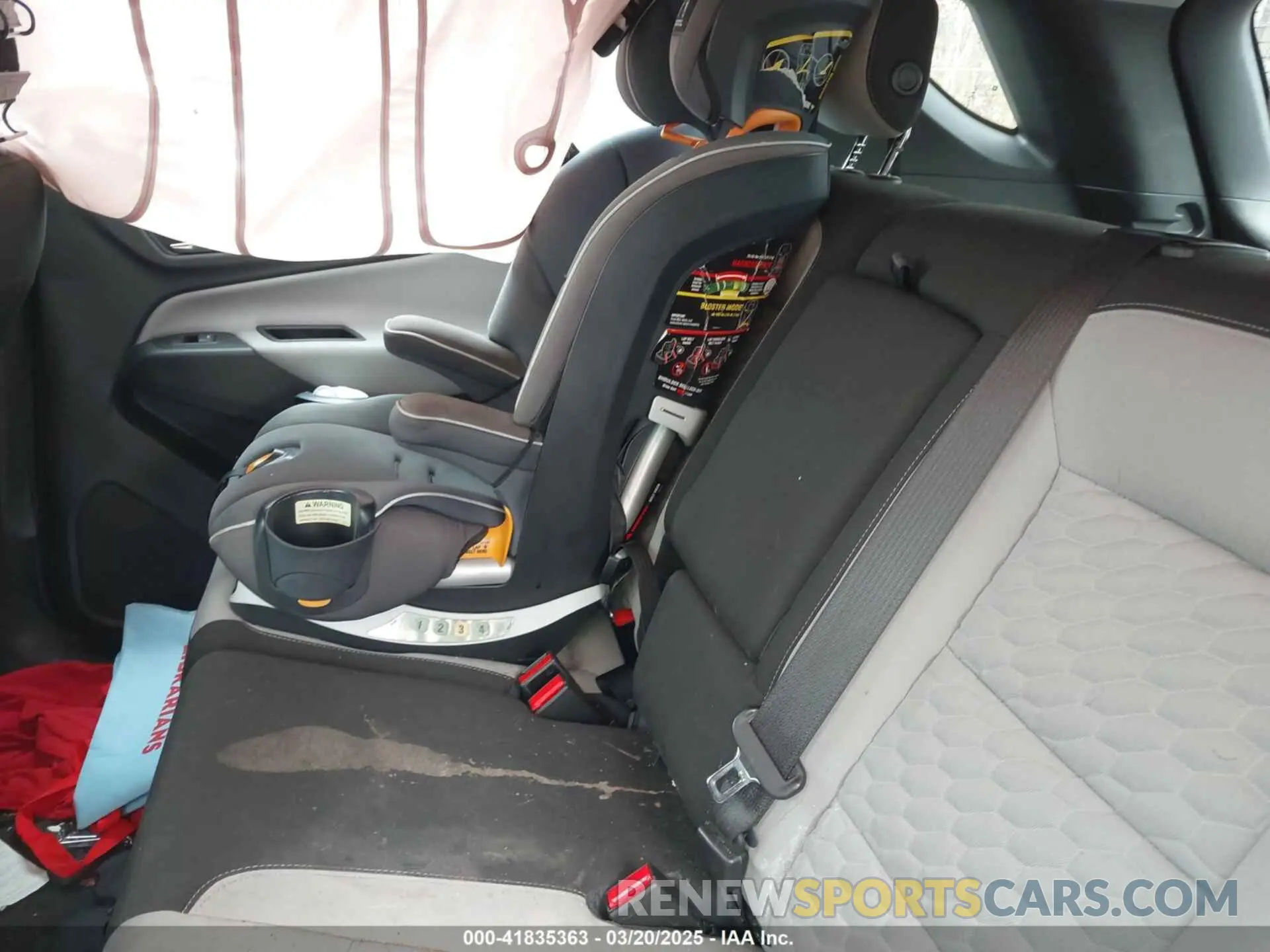 8 Photograph of a damaged car 3GNAXSEV3KS671956 CHEVROLET EQUINOX 2019