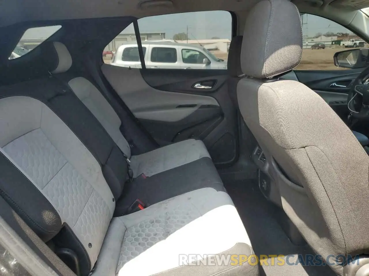 11 Photograph of a damaged car 3GNAXSEV4KL233442 CHEVROLET EQUINOX 2019
