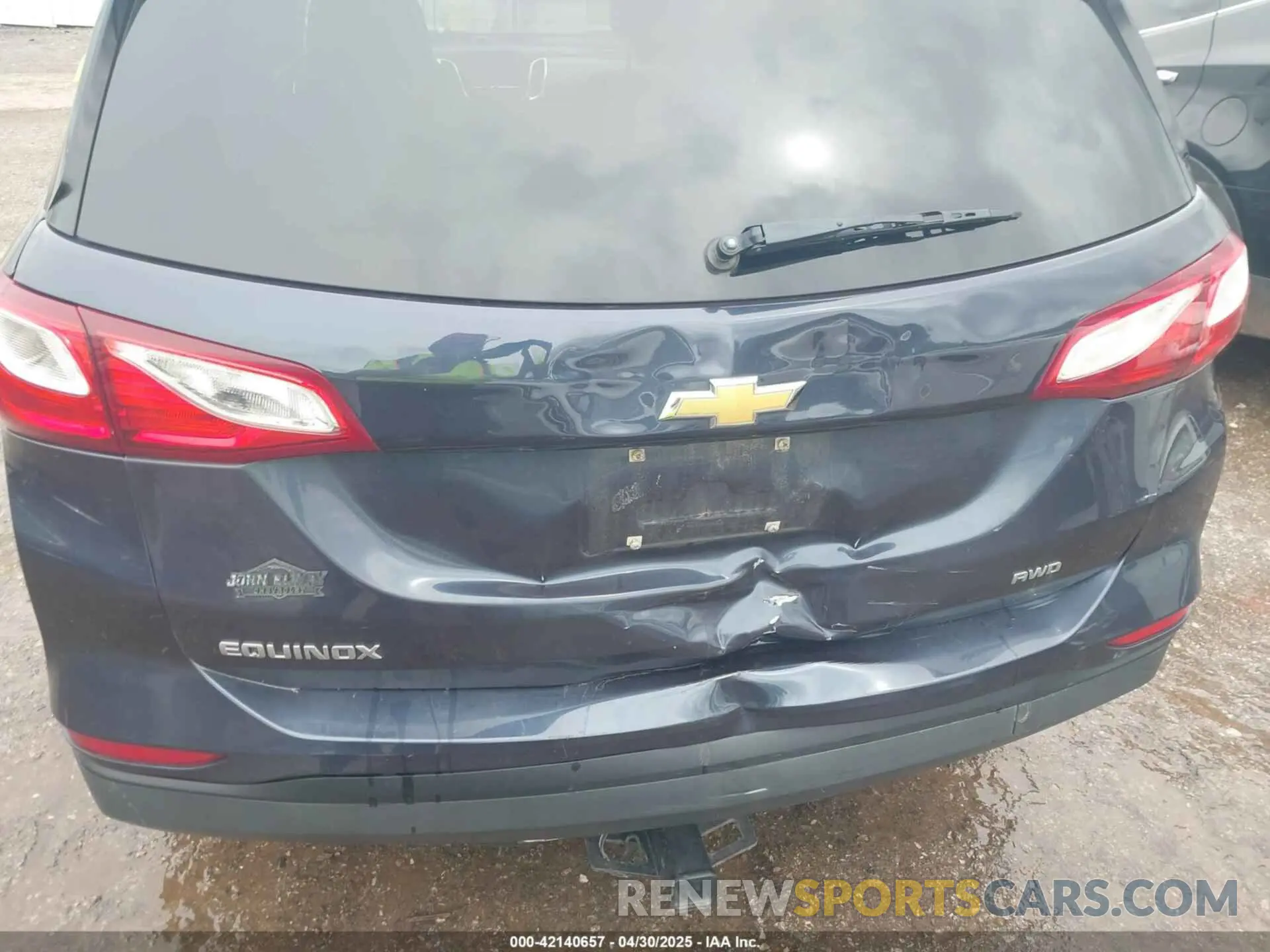 17 Photograph of a damaged car 3GNAXSEV8KL236425 CHEVROLET EQUINOX 2019
