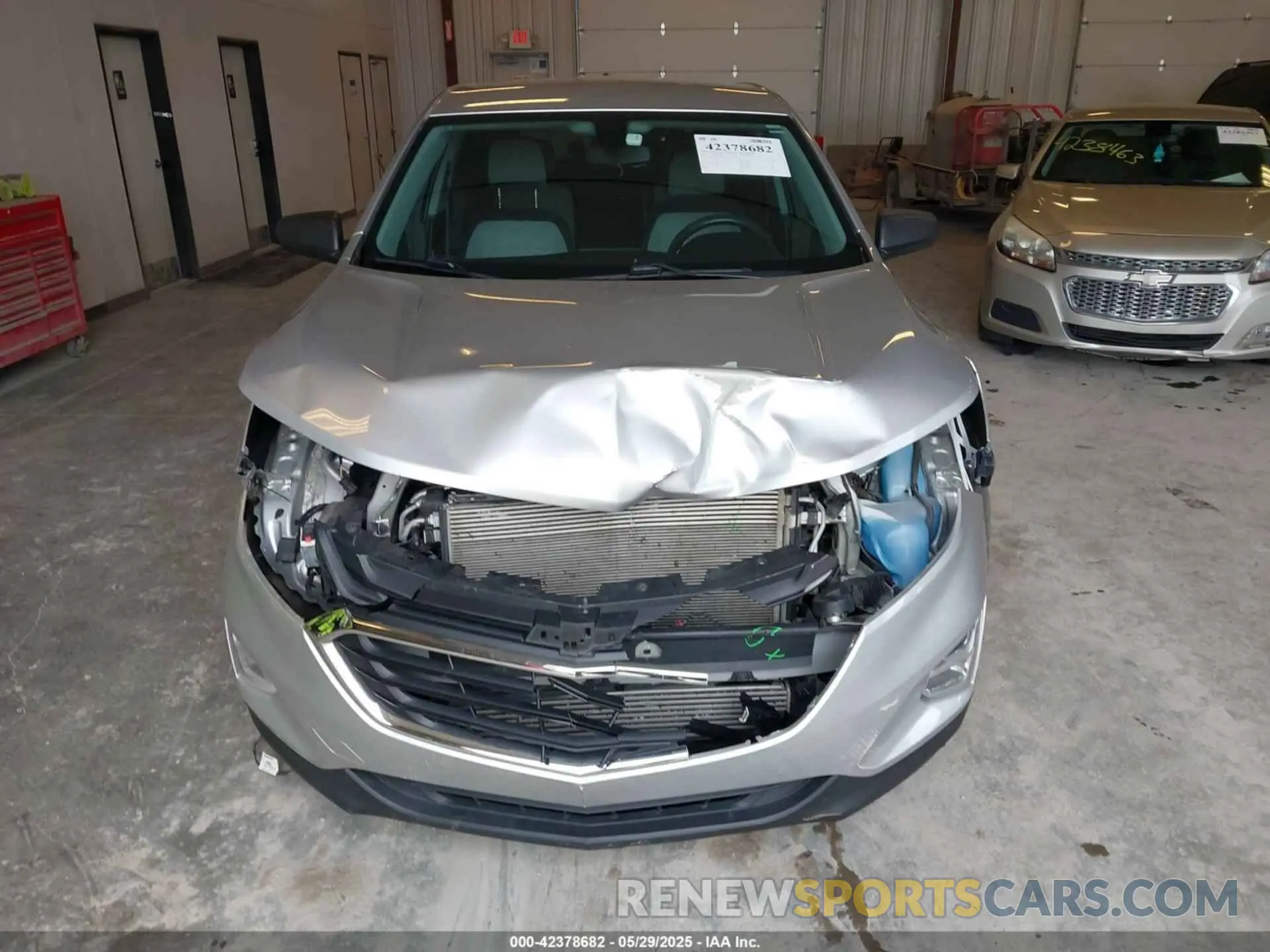 12 Photograph of a damaged car 3GNAXSEV8KS543356 CHEVROLET EQUINOX 2019
