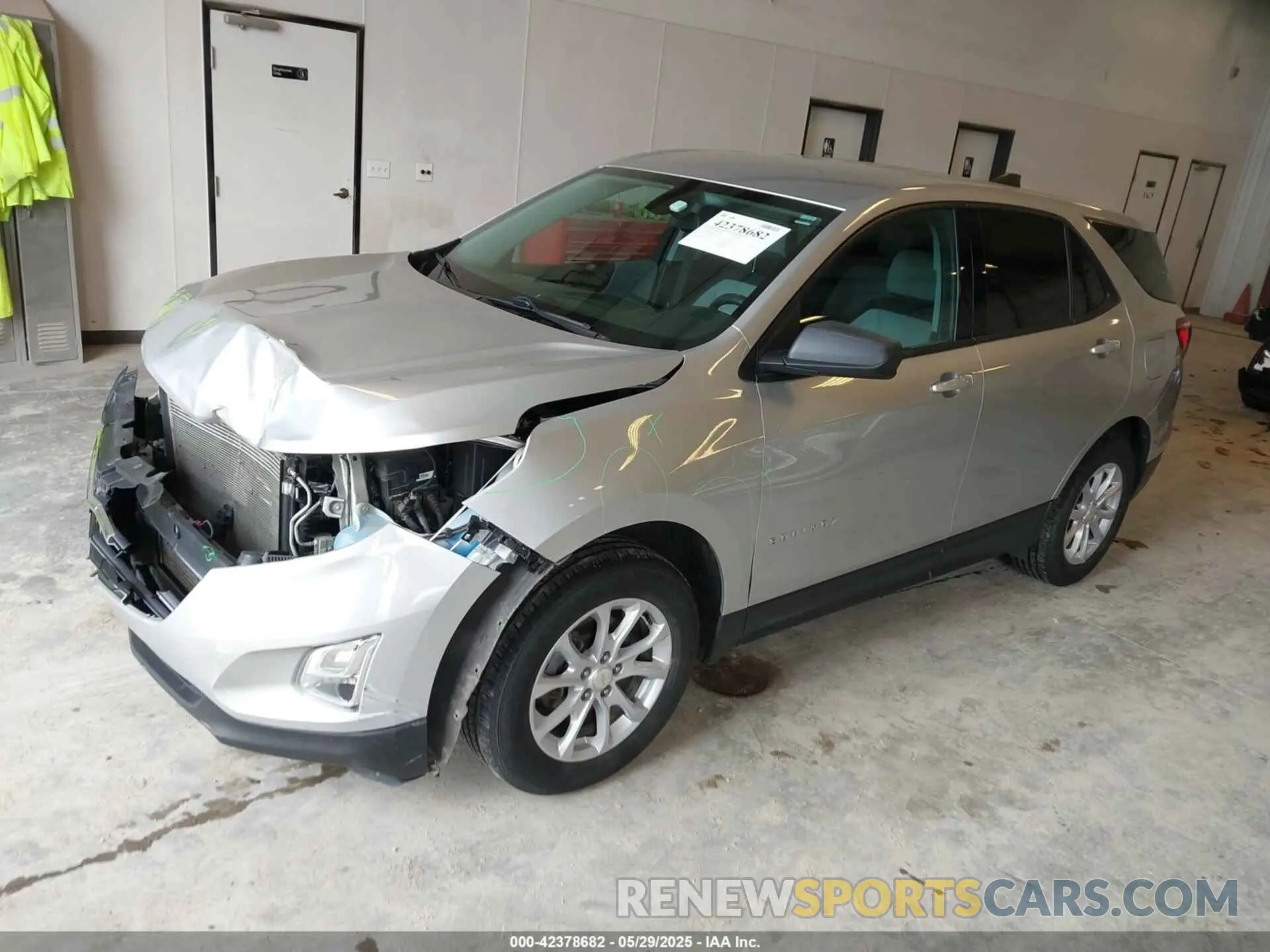 2 Photograph of a damaged car 3GNAXSEV8KS543356 CHEVROLET EQUINOX 2019