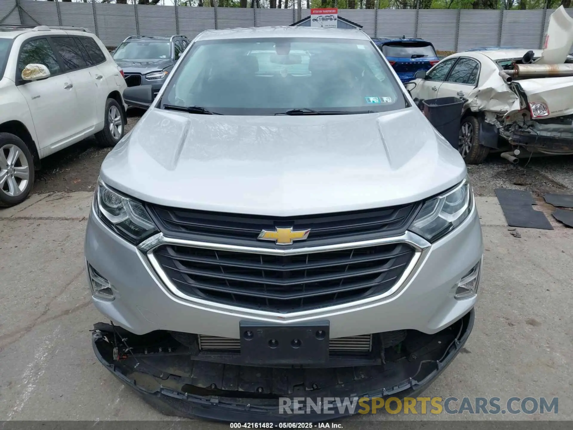 12 Photograph of a damaged car 3GNAXSEV8KS632733 CHEVROLET EQUINOX 2019