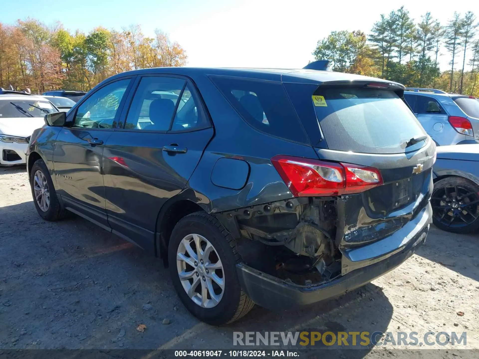 3 Photograph of a damaged car 3GNAXSEV8KS660399 CHEVROLET EQUINOX 2019
