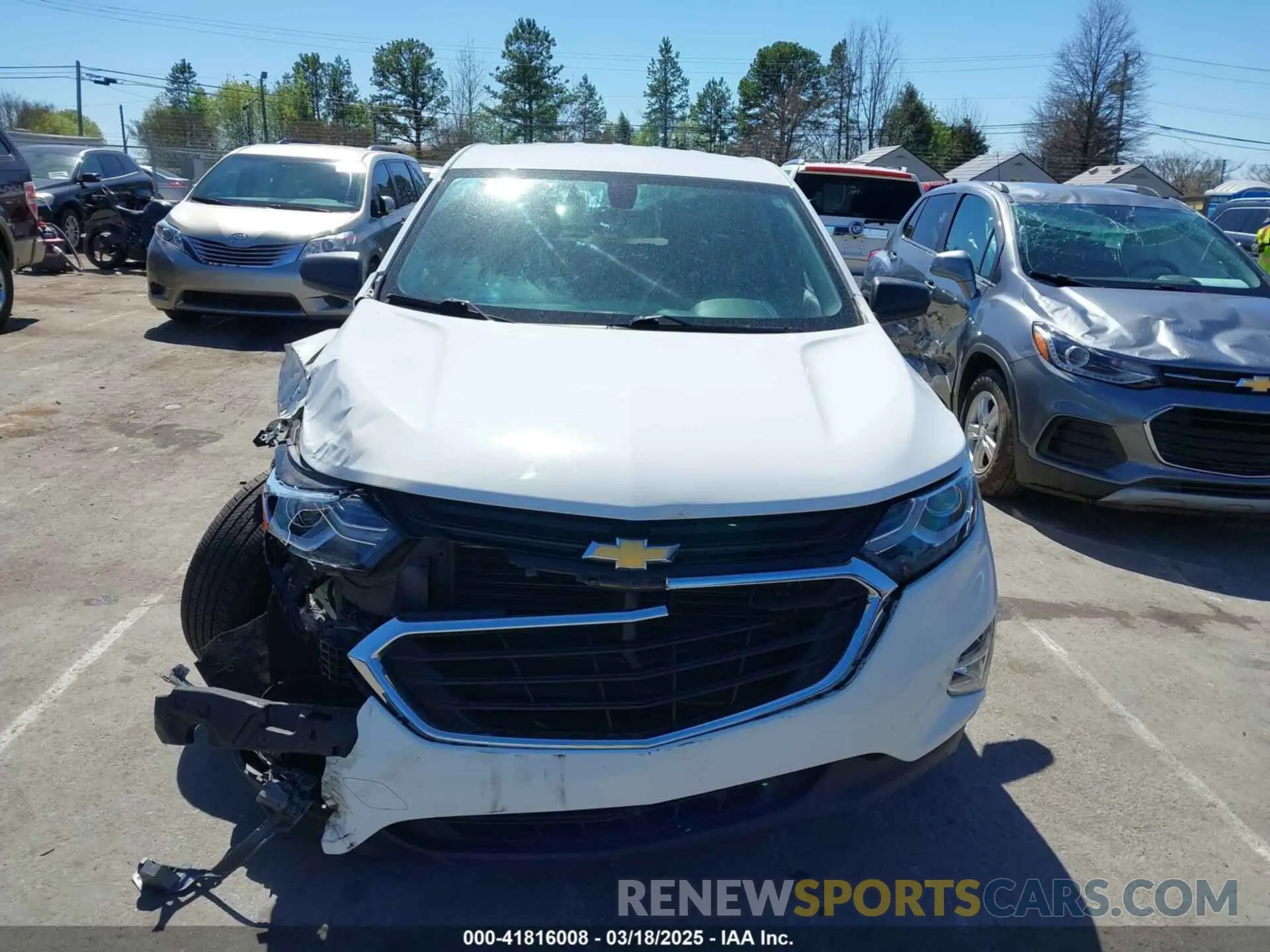12 Photograph of a damaged car 3GNAXSEV9KS628996 CHEVROLET EQUINOX 2019