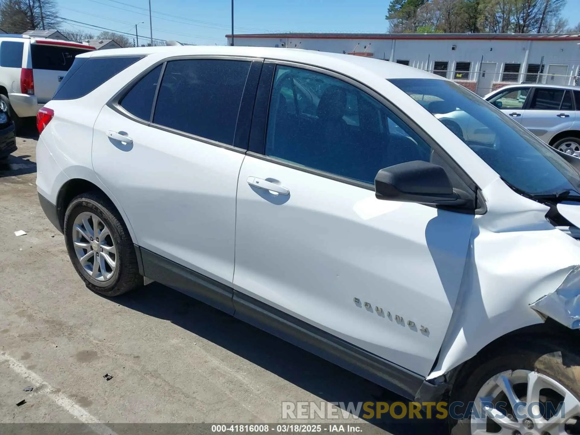 13 Photograph of a damaged car 3GNAXSEV9KS628996 CHEVROLET EQUINOX 2019
