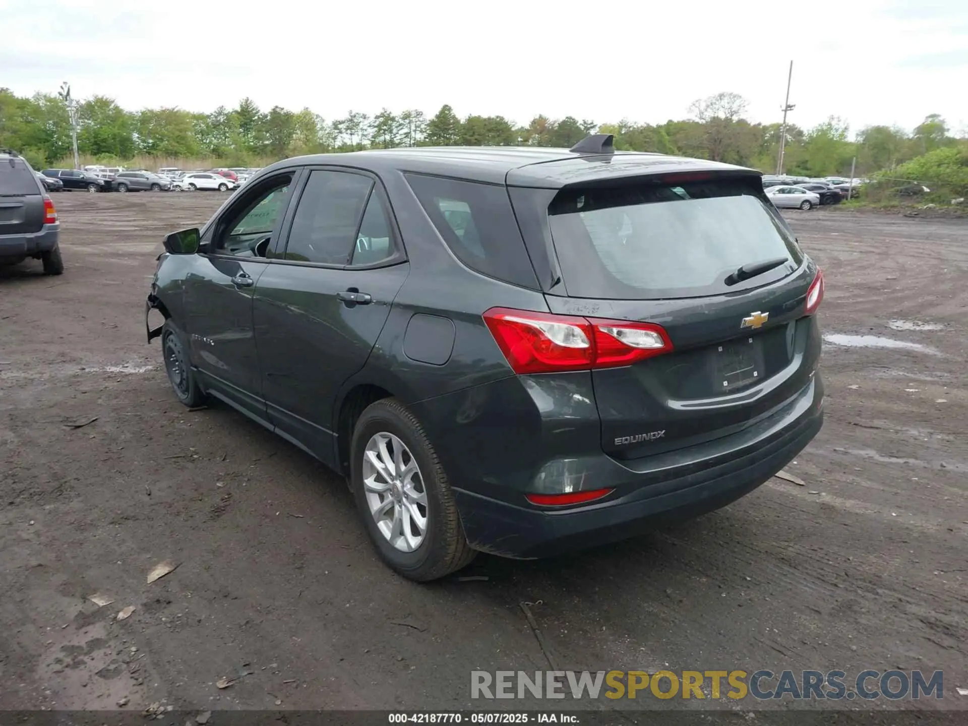 3 Photograph of a damaged car 3GNAXSEV9KS678569 CHEVROLET EQUINOX 2019