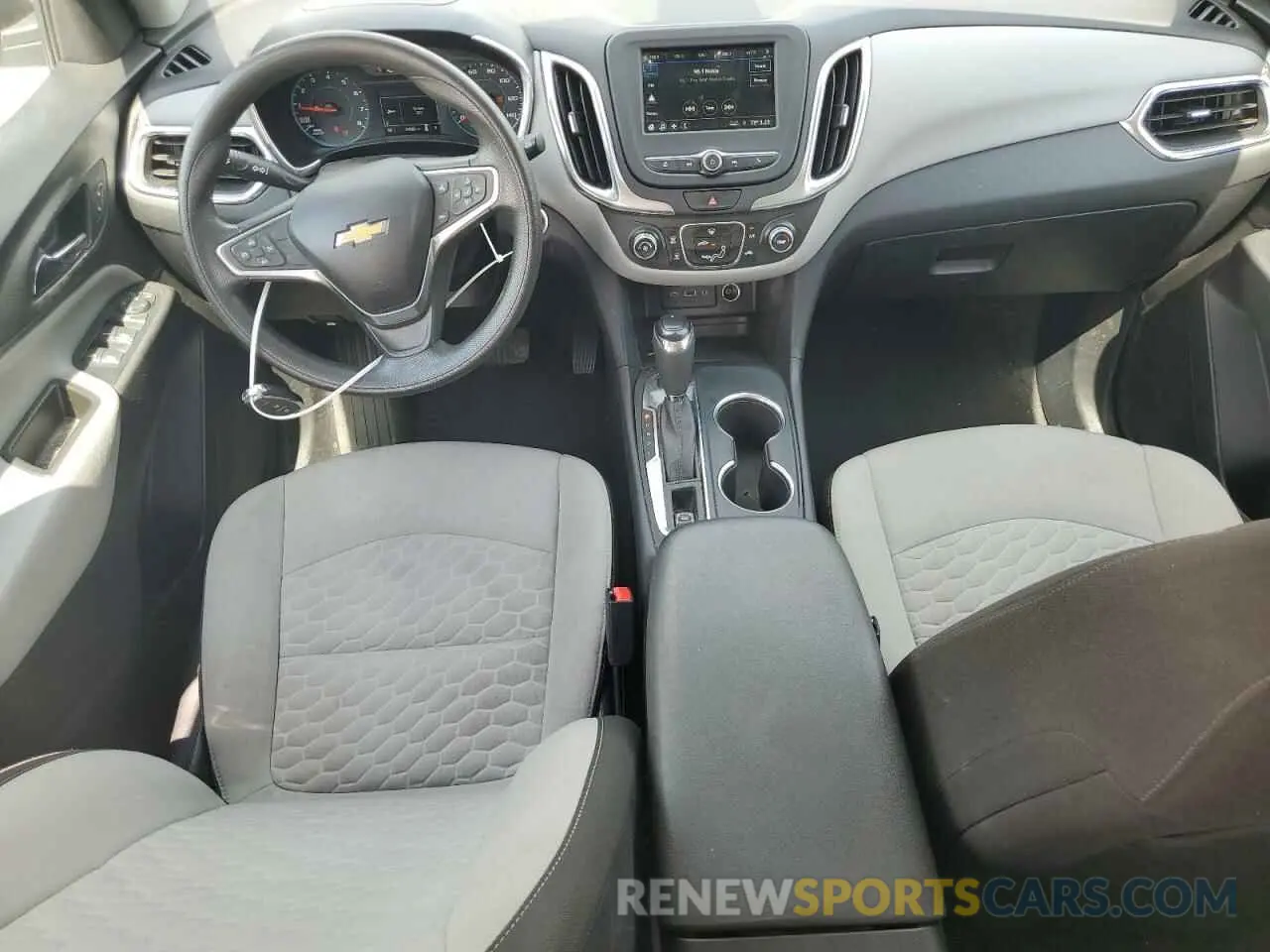 8 Photograph of a damaged car 3GNAXSEVXKS632734 CHEVROLET EQUINOX 2019