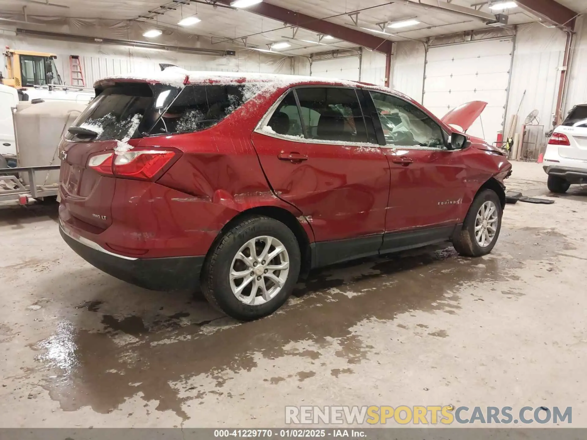 4 Photograph of a damaged car 3GNAXTEV9KS627692 CHEVROLET EQUINOX 2019
