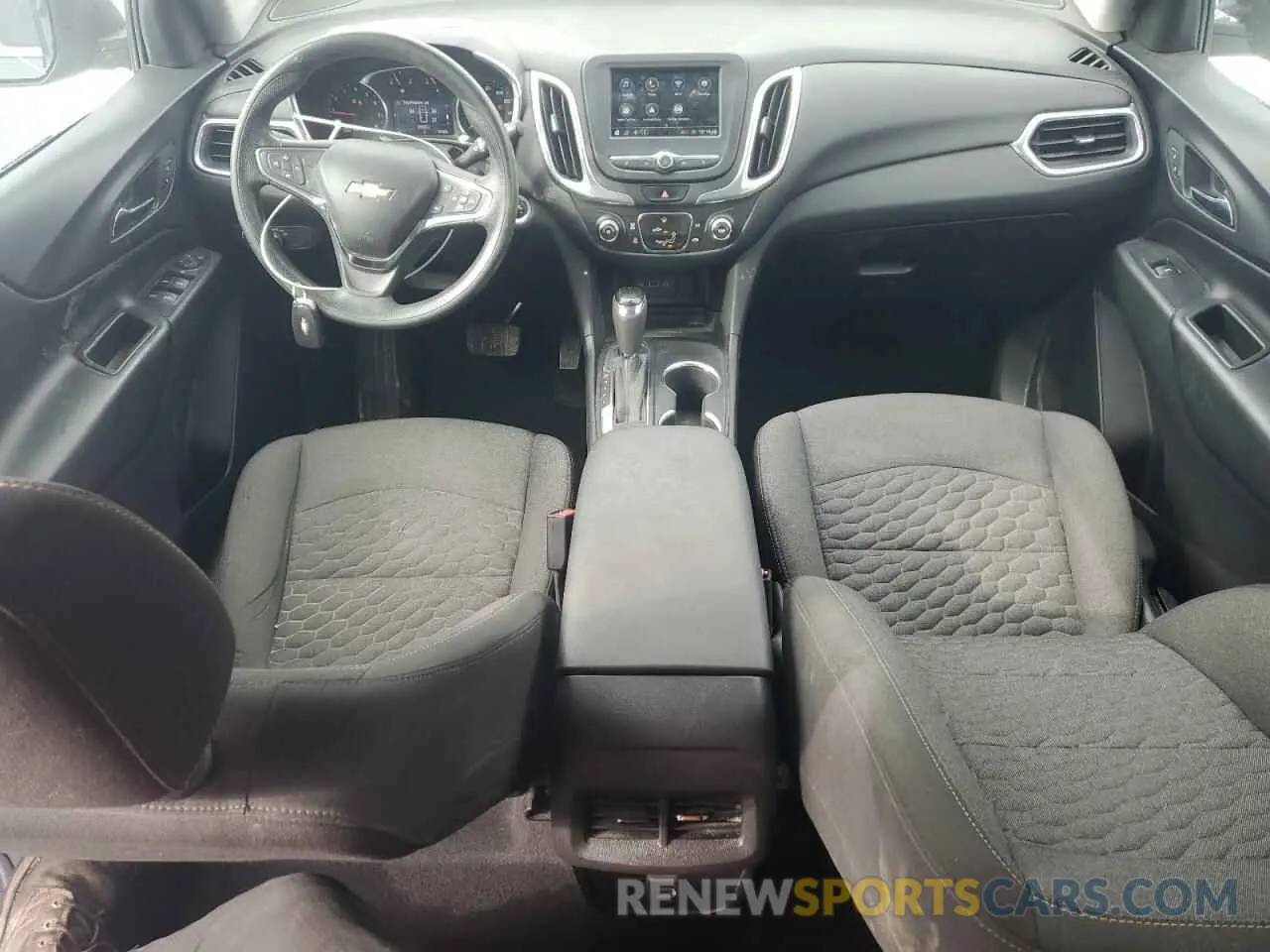 8 Photograph of a damaged car 3GNAXUEV0KL116565 CHEVROLET EQUINOX 2019