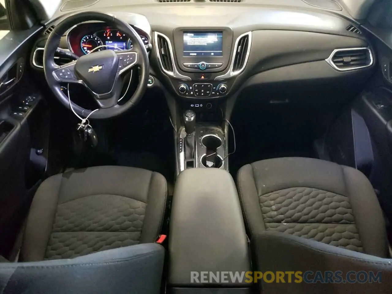 8 Photograph of a damaged car 3GNAXUEV0KL127629 CHEVROLET EQUINOX 2019