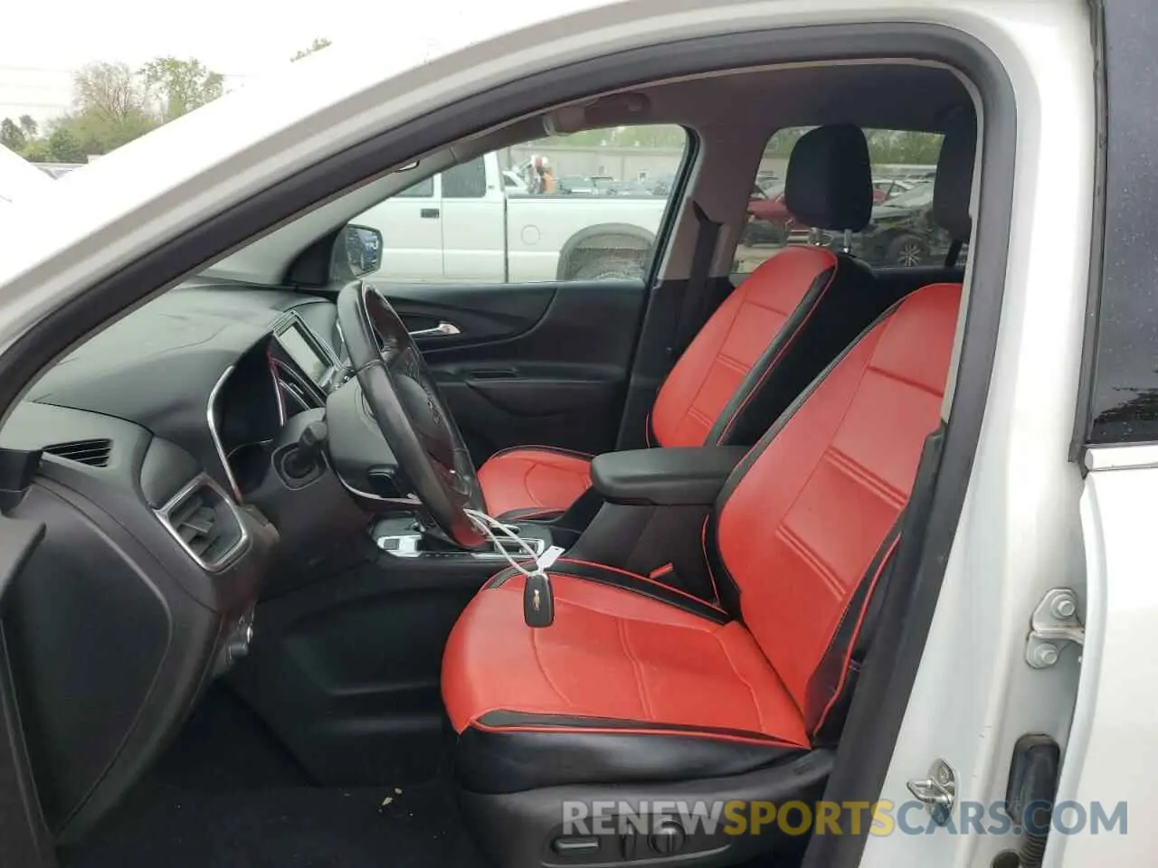 7 Photograph of a damaged car 3GNAXUEV0KS589811 CHEVROLET EQUINOX 2019