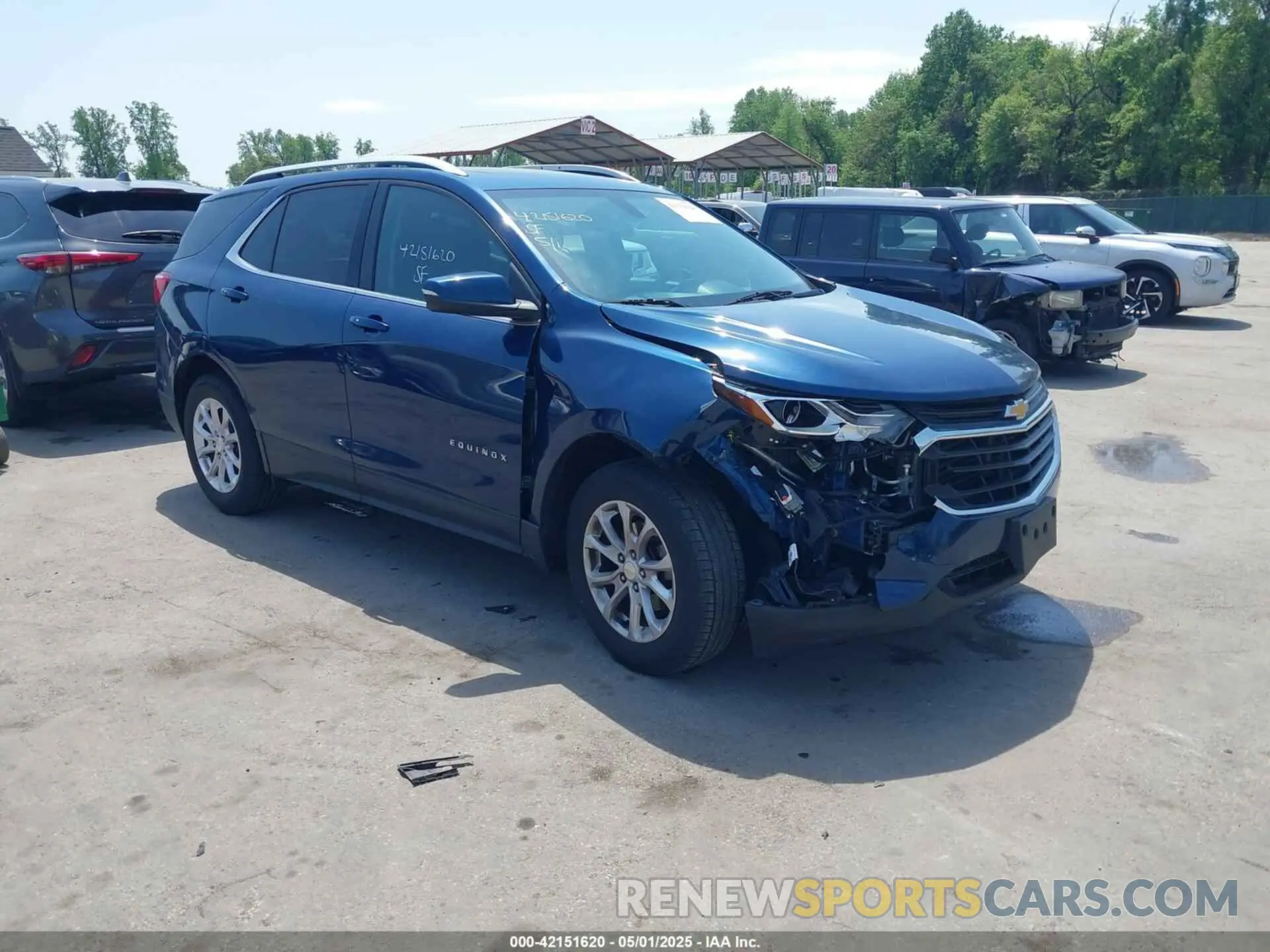 1 Photograph of a damaged car 3GNAXUEV1KL208137 CHEVROLET EQUINOX 2019