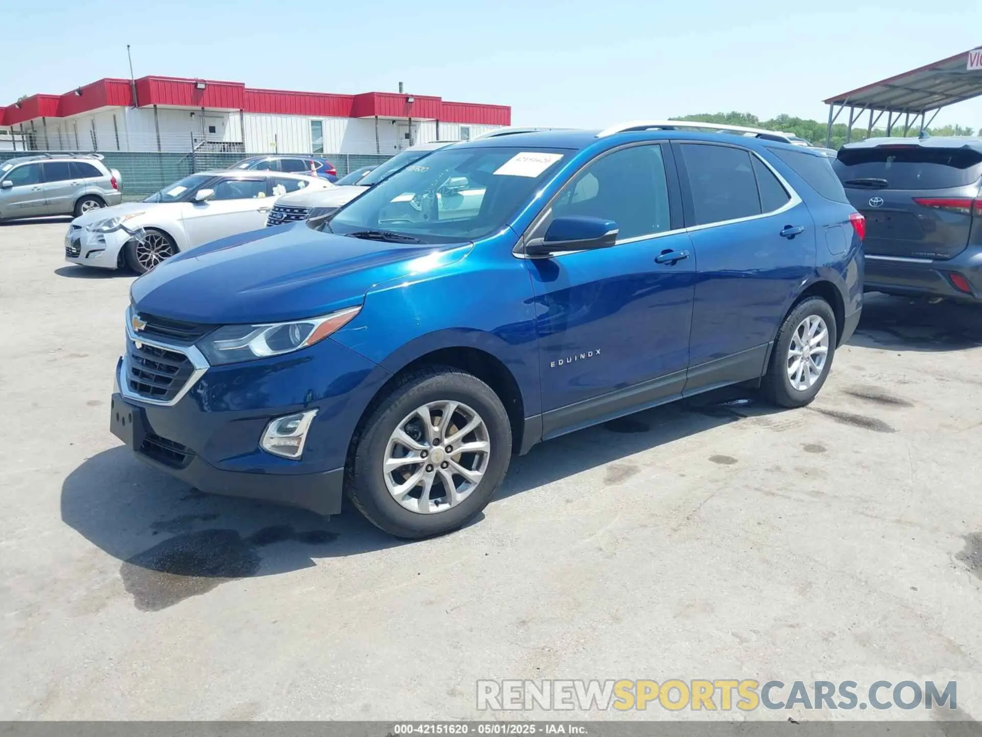 2 Photograph of a damaged car 3GNAXUEV1KL208137 CHEVROLET EQUINOX 2019