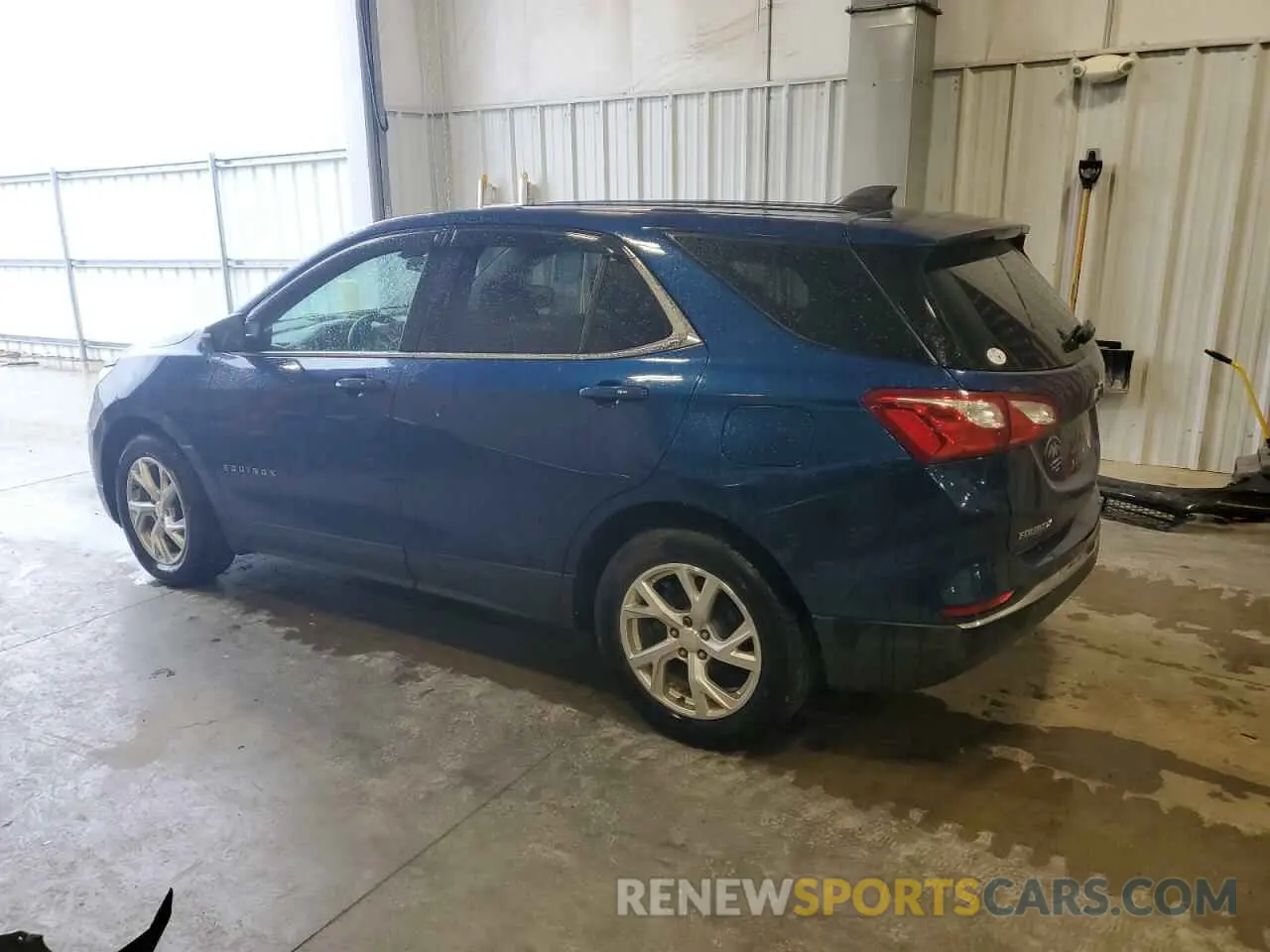 2 Photograph of a damaged car 3GNAXUEV1KL389370 CHEVROLET EQUINOX 2019