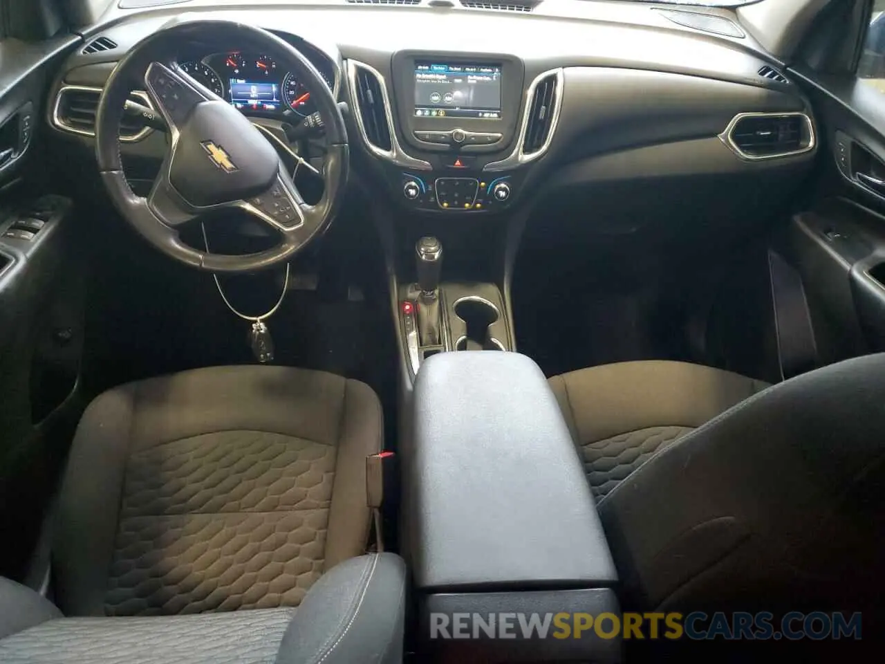 8 Photograph of a damaged car 3GNAXUEV1KL389370 CHEVROLET EQUINOX 2019