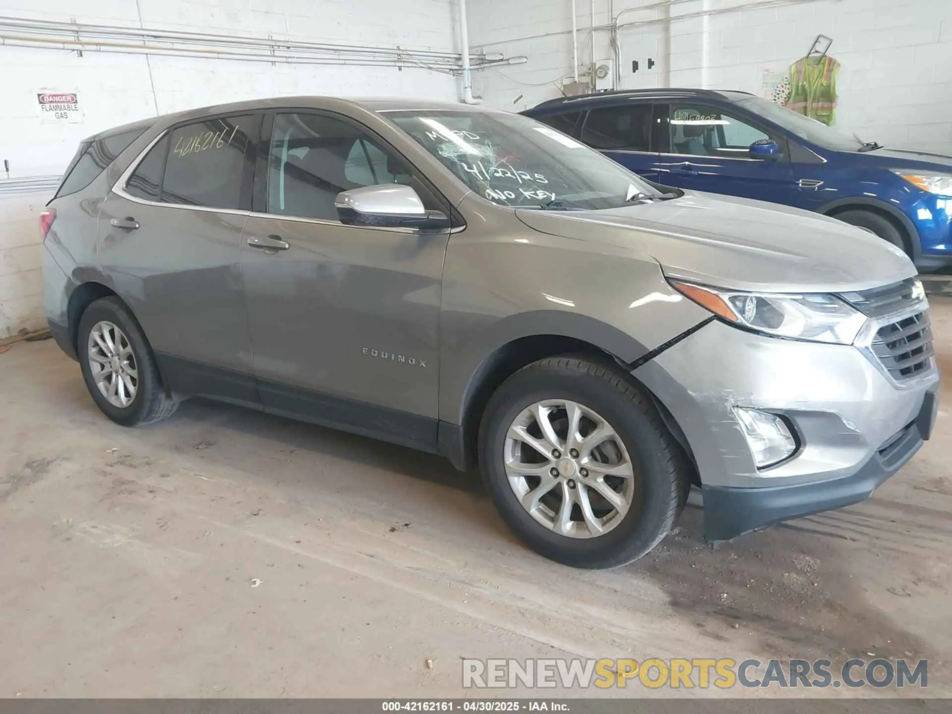 1 Photograph of a damaged car 3GNAXUEV1KS516124 CHEVROLET EQUINOX 2019