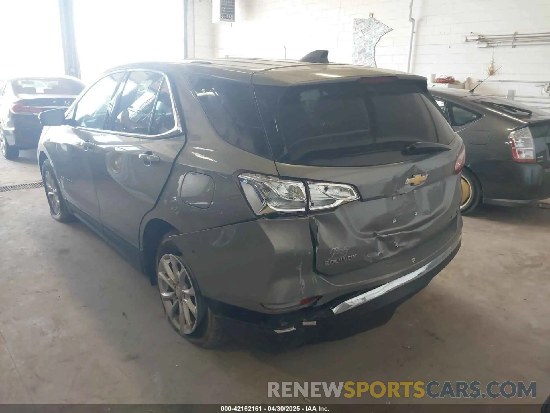 6 Photograph of a damaged car 3GNAXUEV1KS516124 CHEVROLET EQUINOX 2019