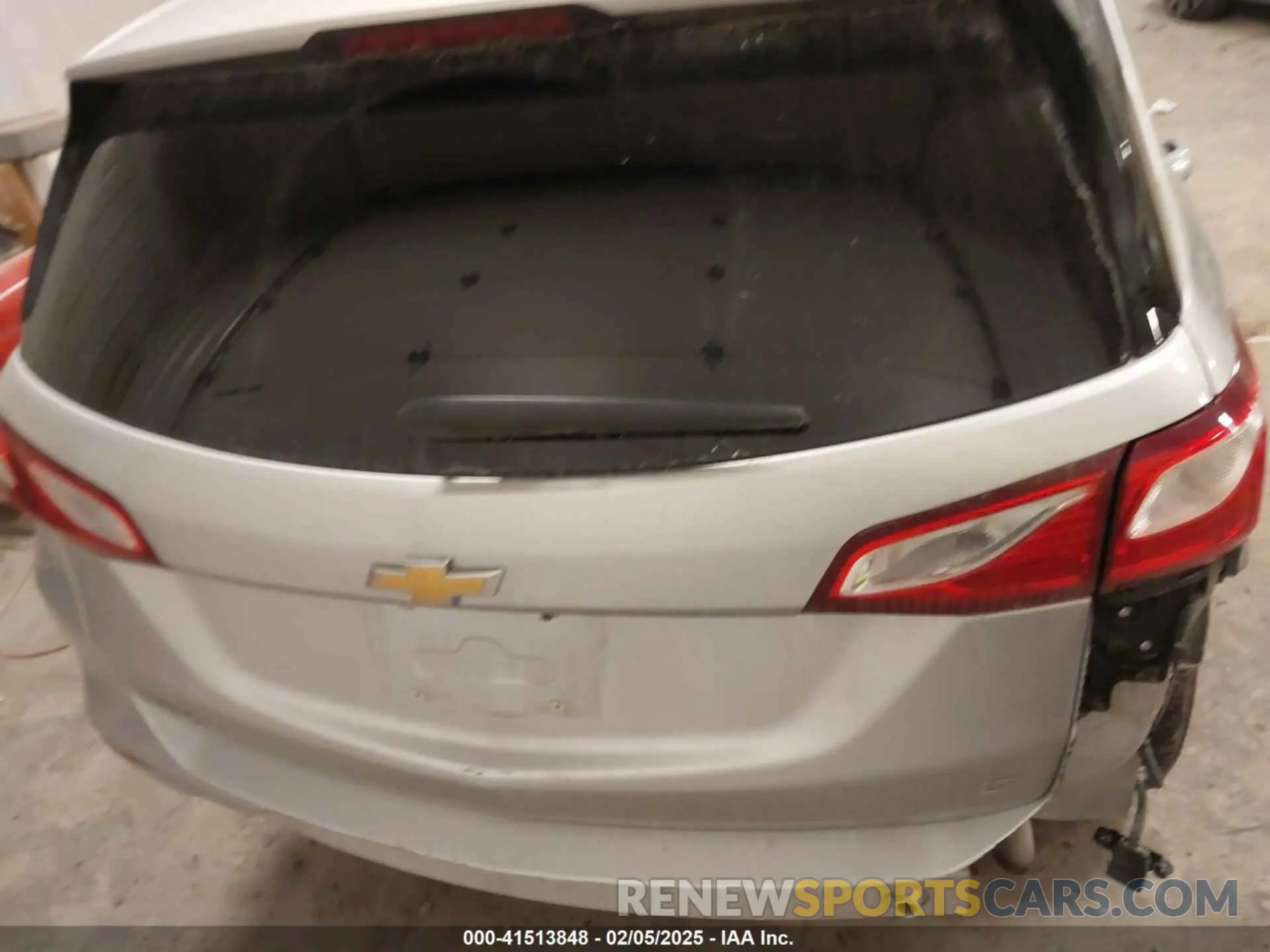 16 Photograph of a damaged car 3GNAXUEV1KS604543 CHEVROLET EQUINOX 2019