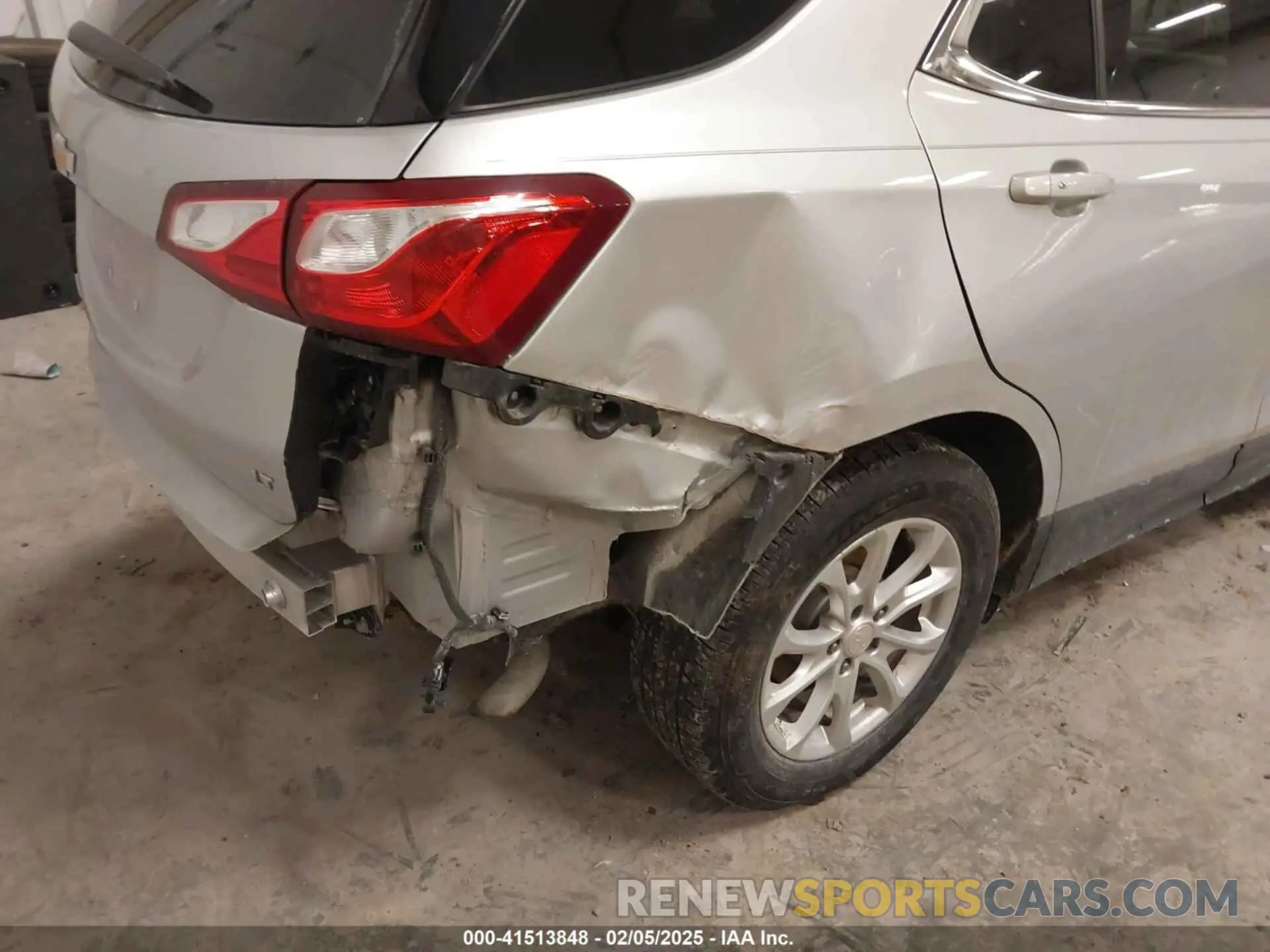 6 Photograph of a damaged car 3GNAXUEV1KS604543 CHEVROLET EQUINOX 2019