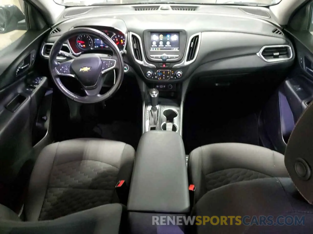 8 Photograph of a damaged car 3GNAXUEV2KL204467 CHEVROLET EQUINOX 2019