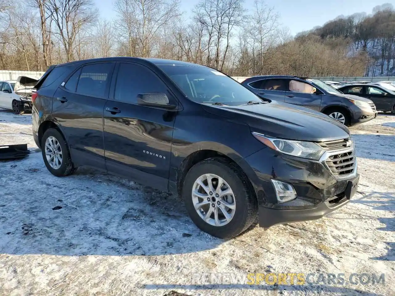 4 Photograph of a damaged car 3GNAXUEV2KL279623 CHEVROLET EQUINOX 2019