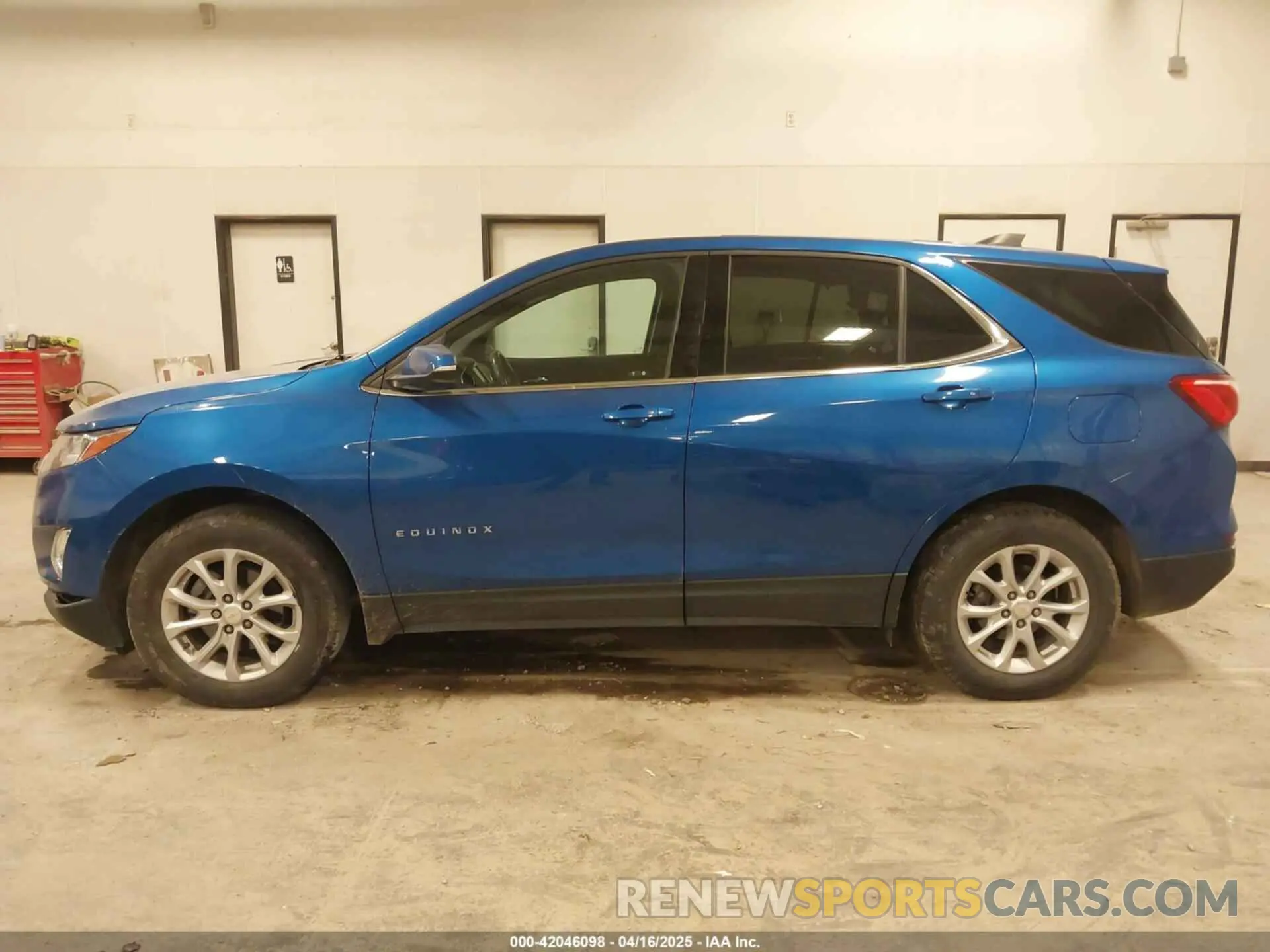14 Photograph of a damaged car 3GNAXUEV2KS512051 CHEVROLET EQUINOX 2019