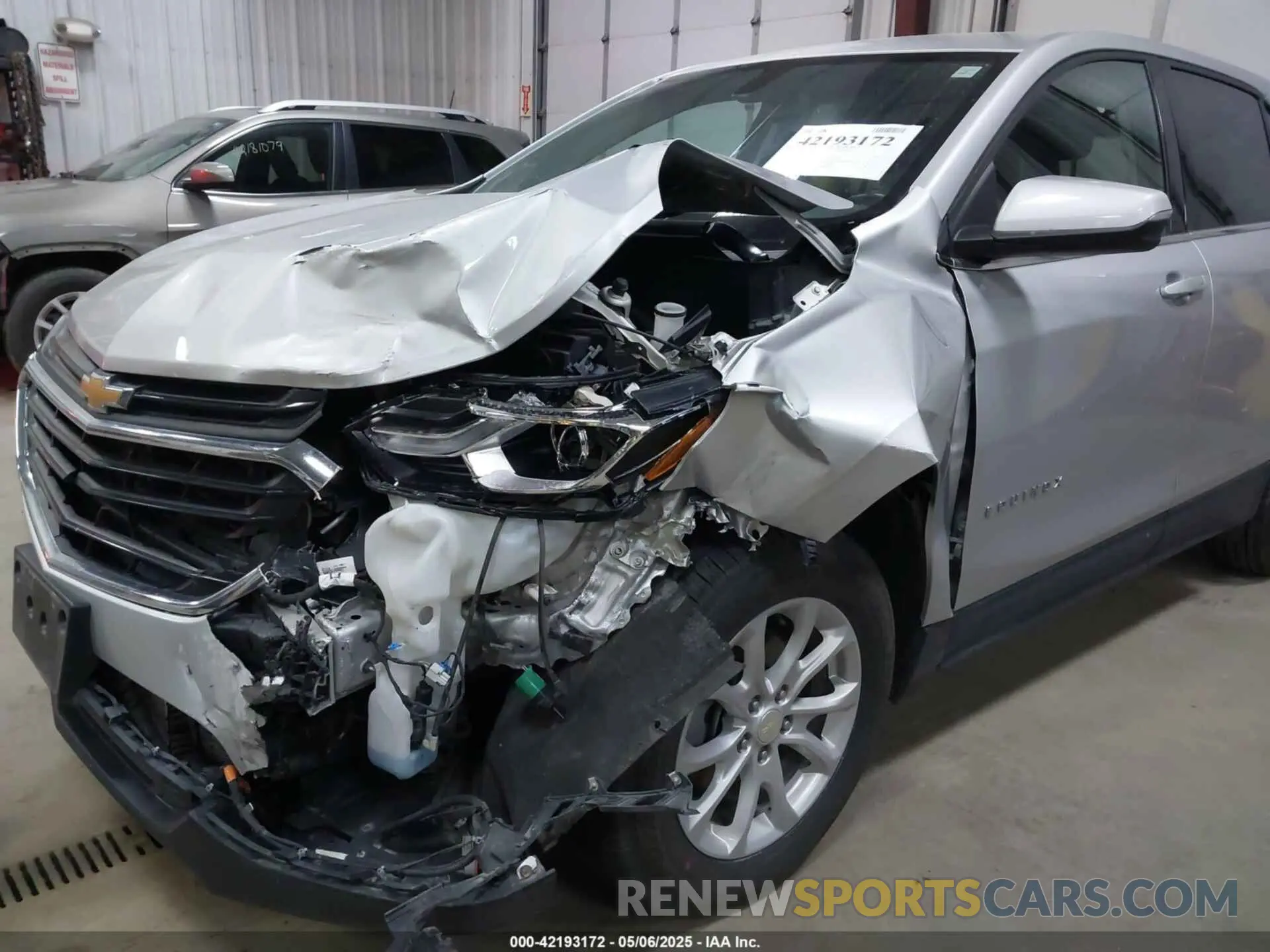 6 Photograph of a damaged car 3GNAXUEV2KS575604 CHEVROLET EQUINOX 2019