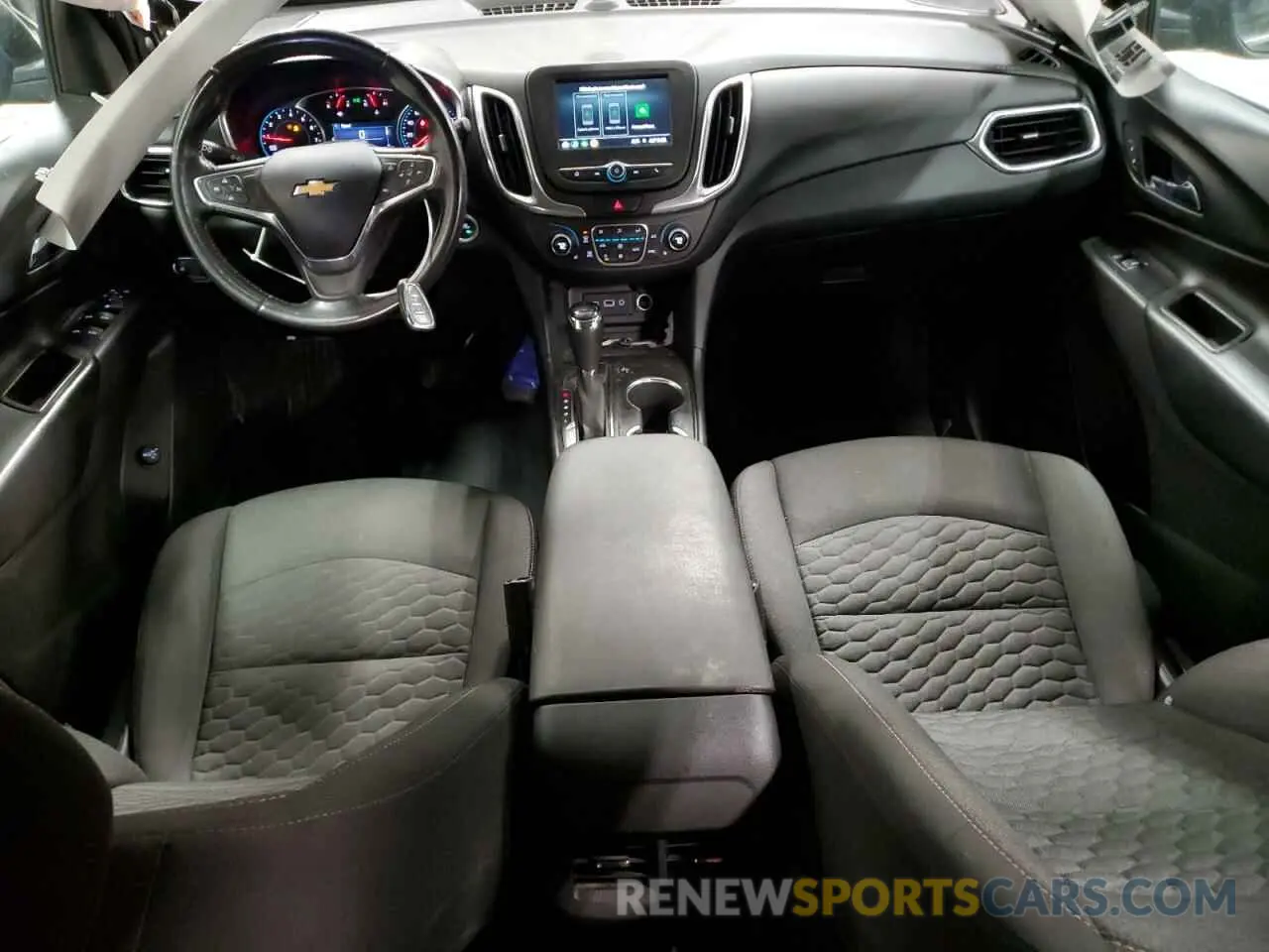 8 Photograph of a damaged car 3GNAXUEV3KL178509 CHEVROLET EQUINOX 2019