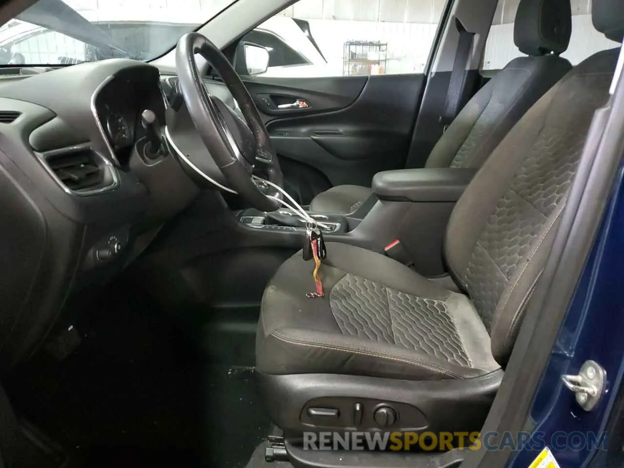7 Photograph of a damaged car 3GNAXUEV3KL316937 CHEVROLET EQUINOX 2019