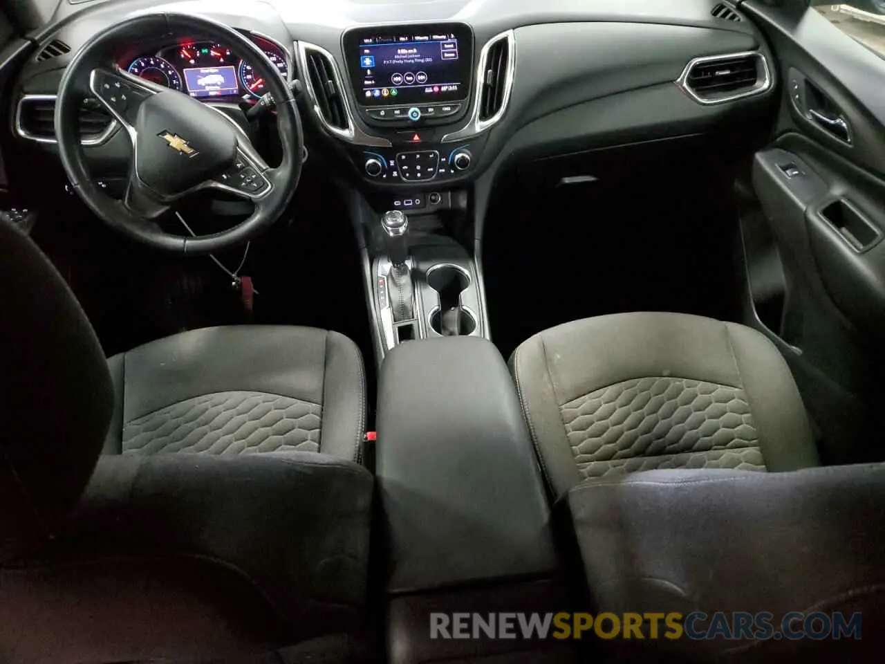 8 Photograph of a damaged car 3GNAXUEV3KL316937 CHEVROLET EQUINOX 2019