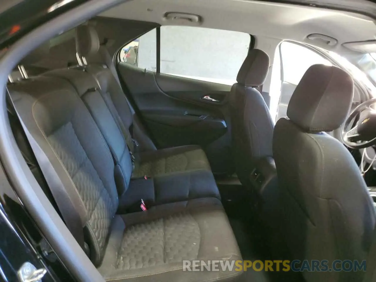 12 Photograph of a damaged car 3GNAXUEV3KL383280 CHEVROLET EQUINOX 2019