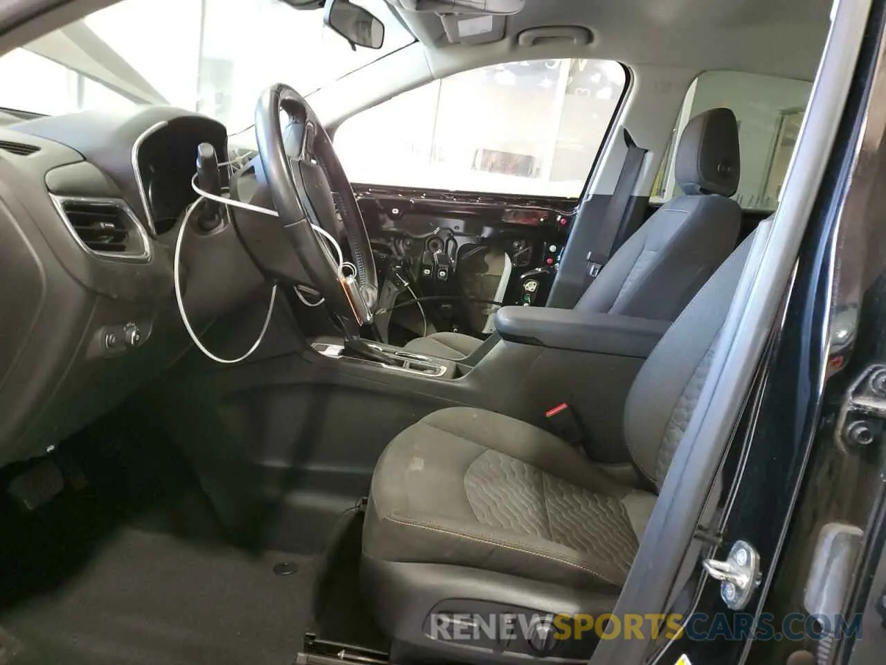 7 Photograph of a damaged car 3GNAXUEV3KL383280 CHEVROLET EQUINOX 2019