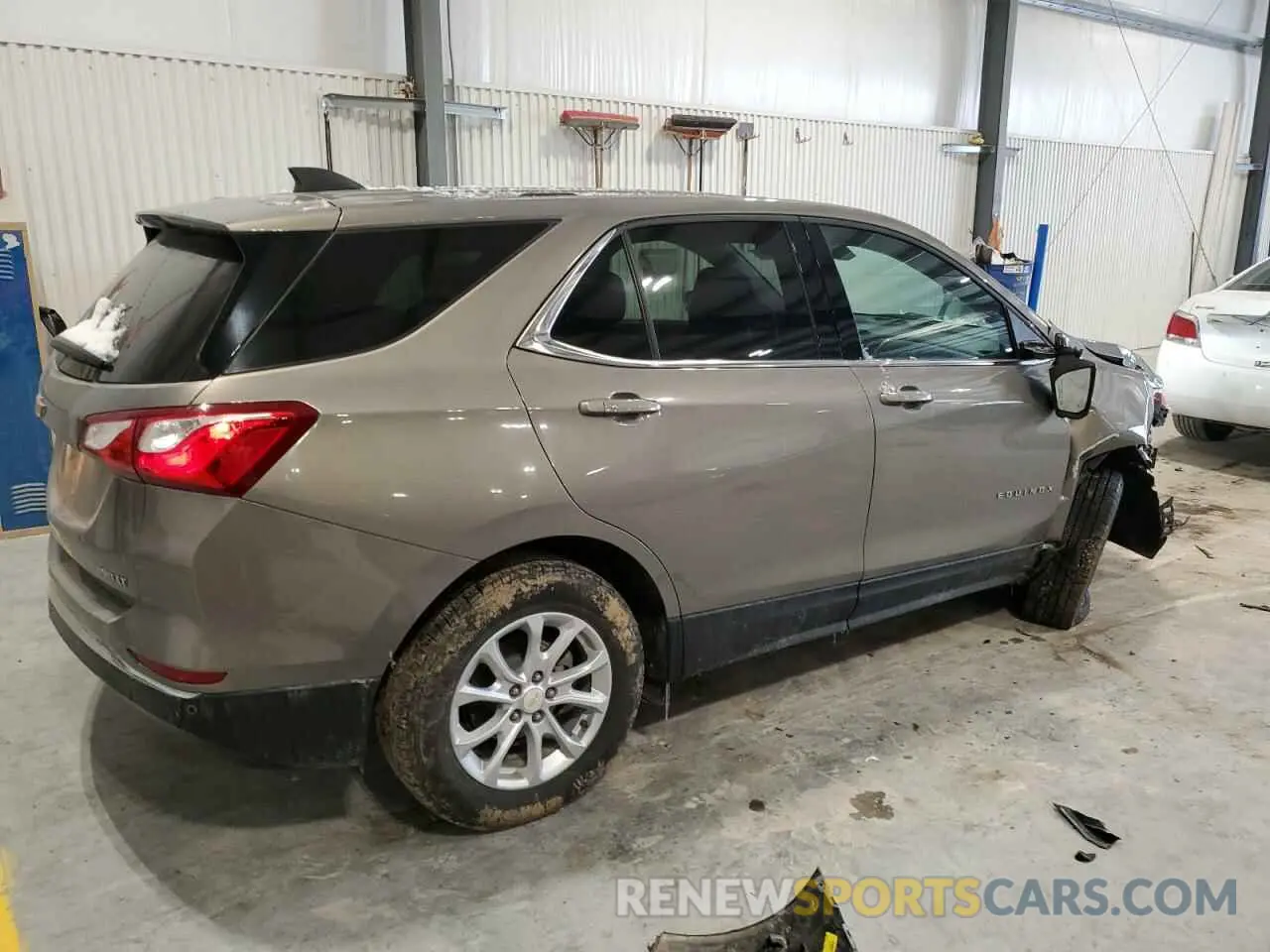 3 Photograph of a damaged car 3GNAXUEV3KS573232 CHEVROLET EQUINOX 2019