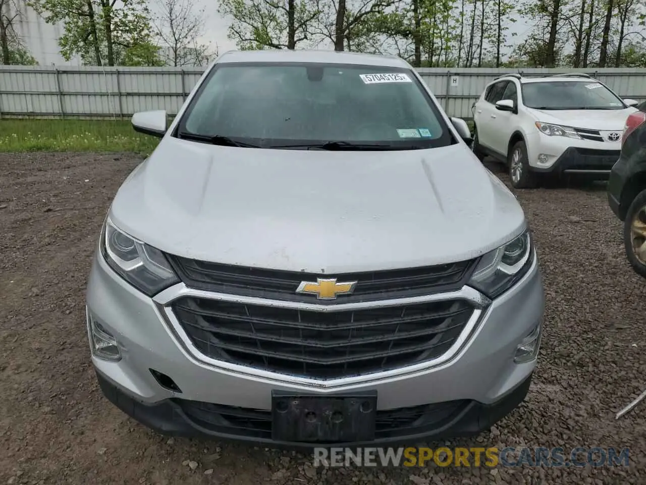 5 Photograph of a damaged car 3GNAXUEV3KS583338 CHEVROLET EQUINOX 2019