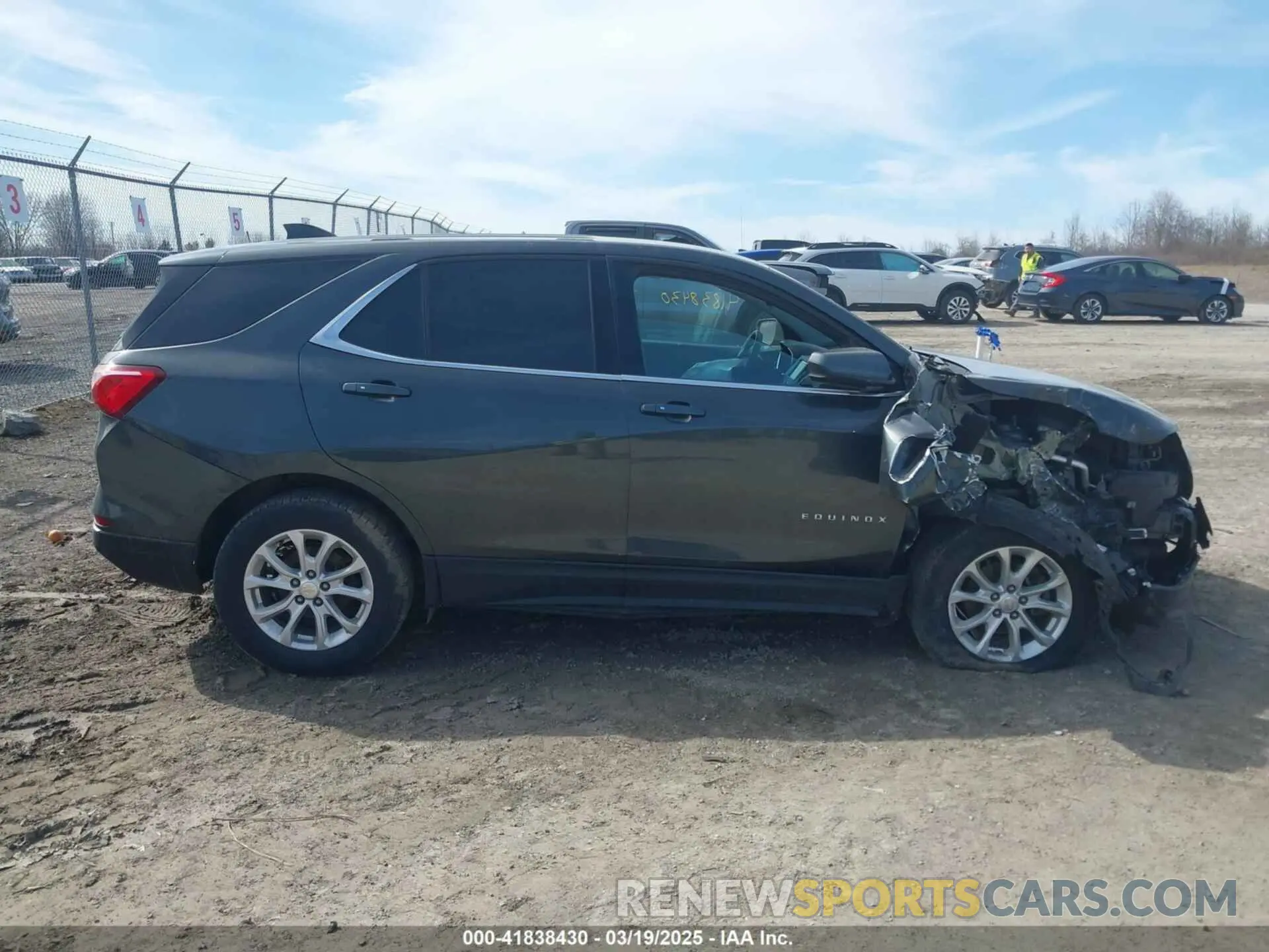13 Photograph of a damaged car 3GNAXUEV4KL137371 CHEVROLET EQUINOX 2019