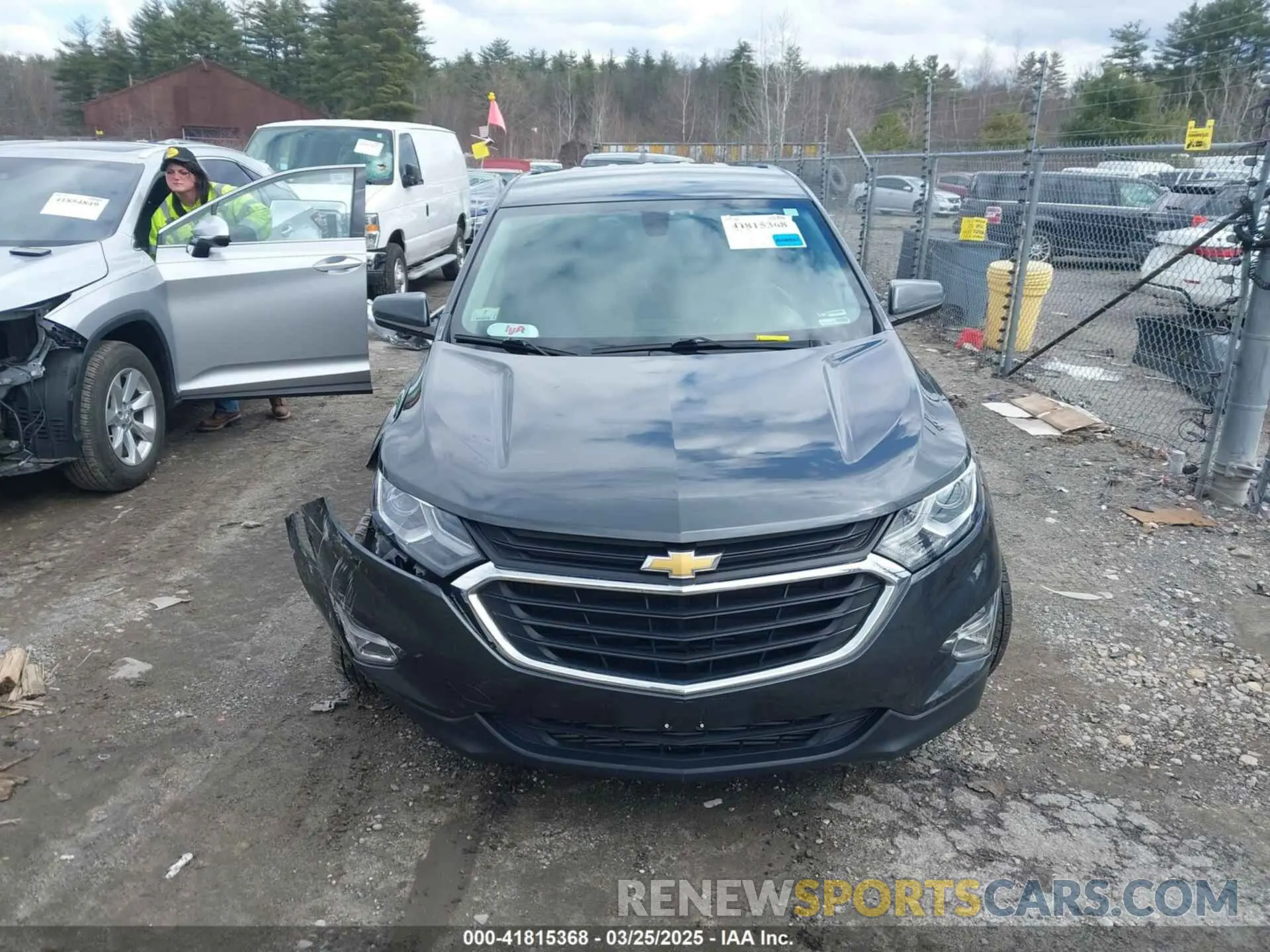 12 Photograph of a damaged car 3GNAXUEV4KL205345 CHEVROLET EQUINOX 2019